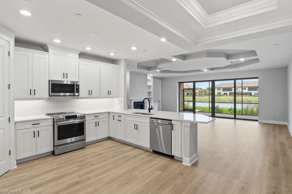 15323 Lucerna ST 102