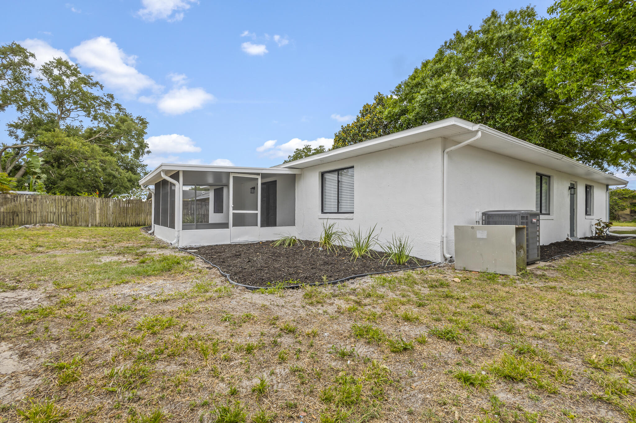 2013 Alexander Drive