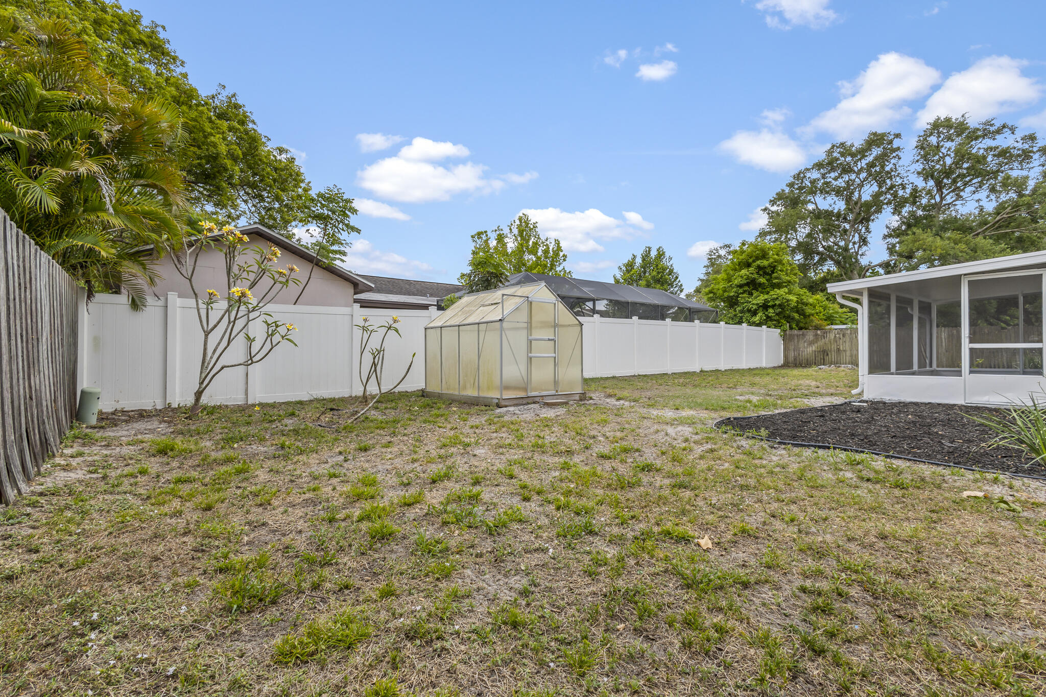 2013 Alexander Drive