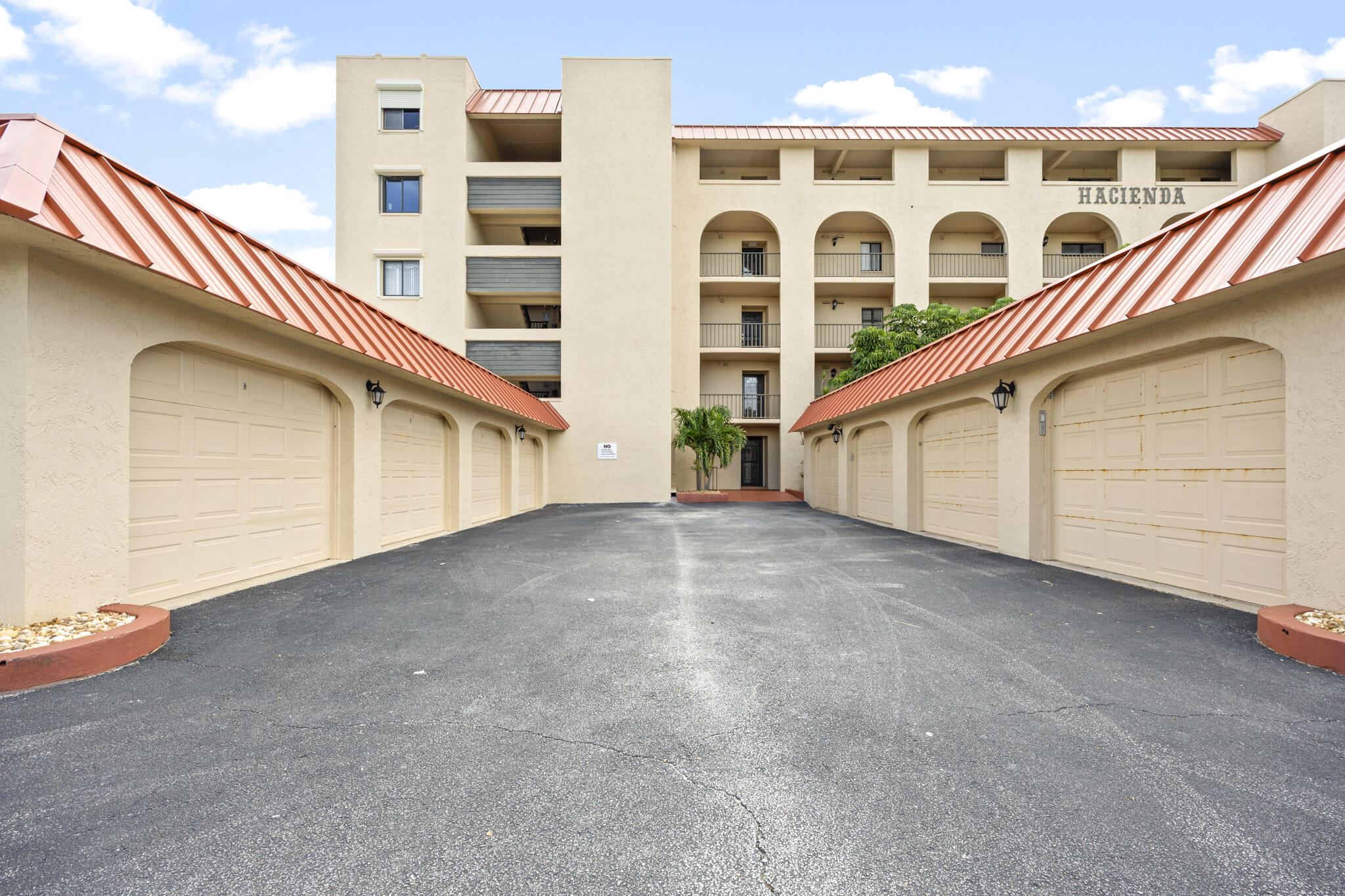 1305 S Atlantic Avenue 450
