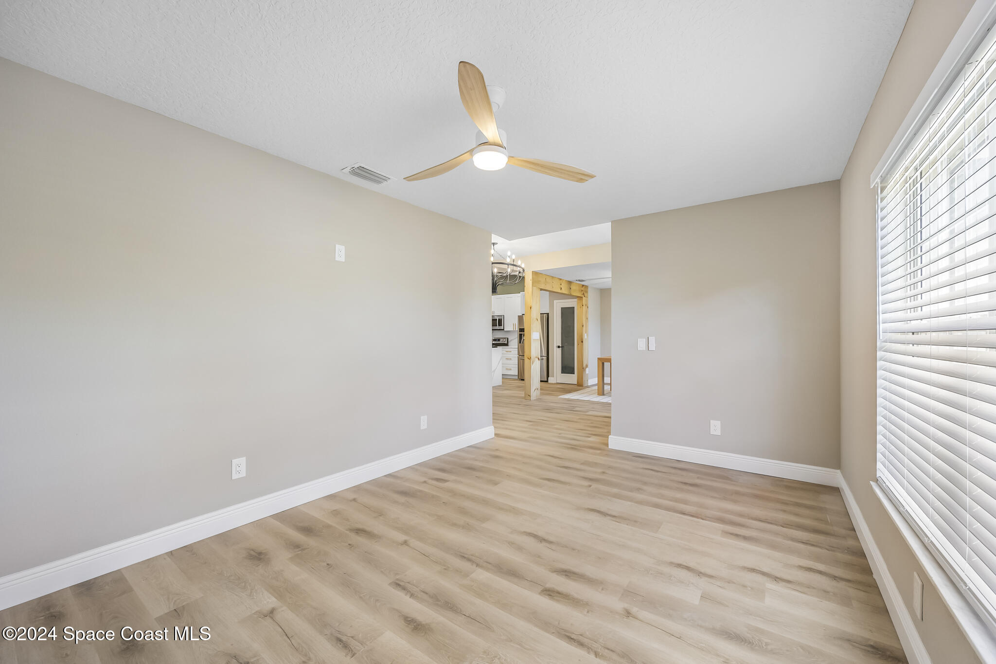 596 Atlantic Avenue NE