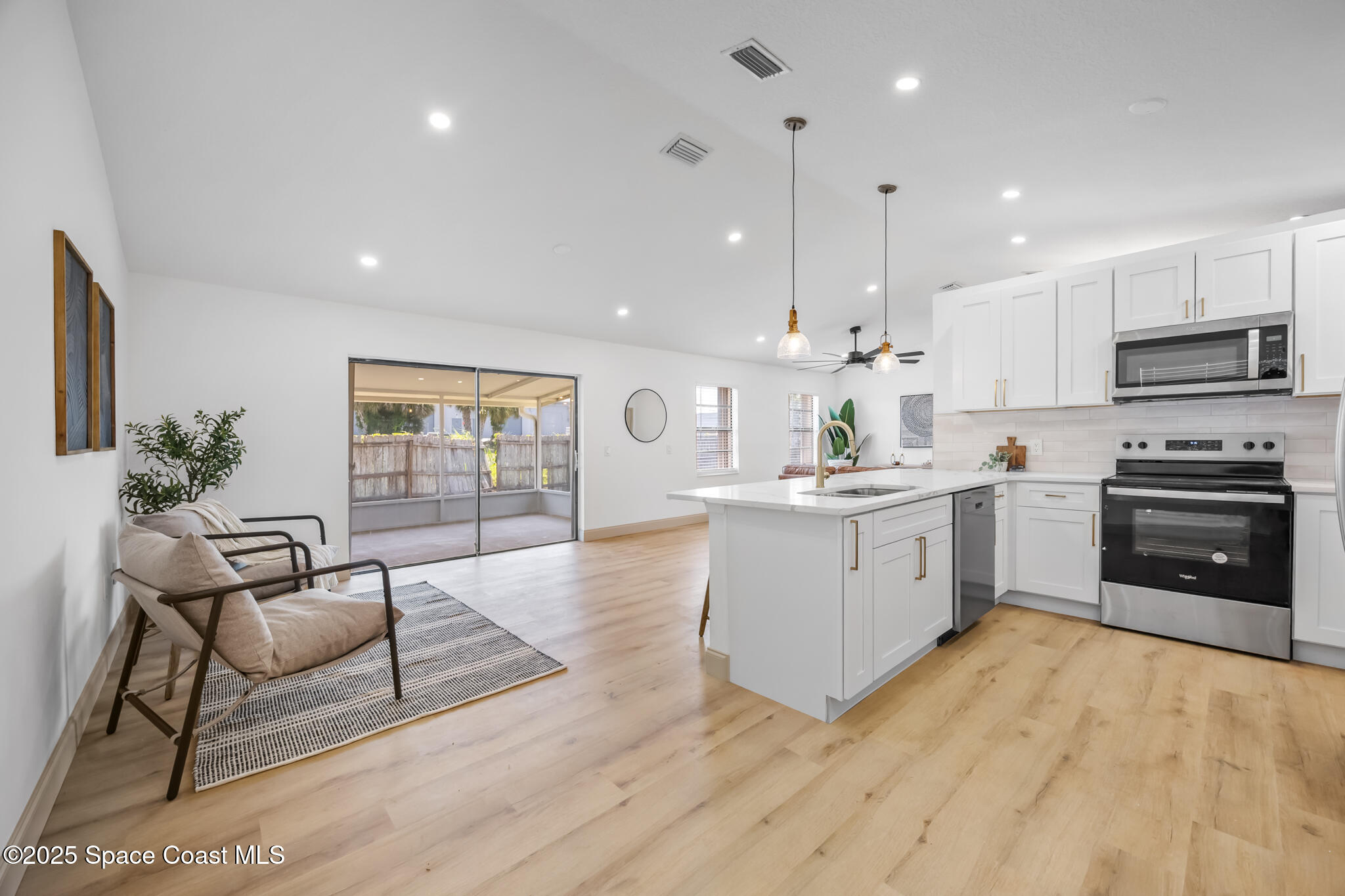 1239 Van Tassell Trail NE