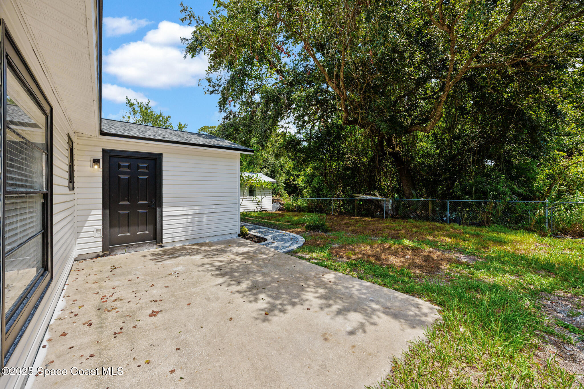 1665 Saratoga Drive