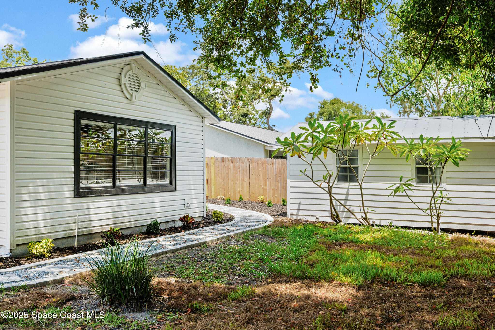 1665 Saratoga Drive