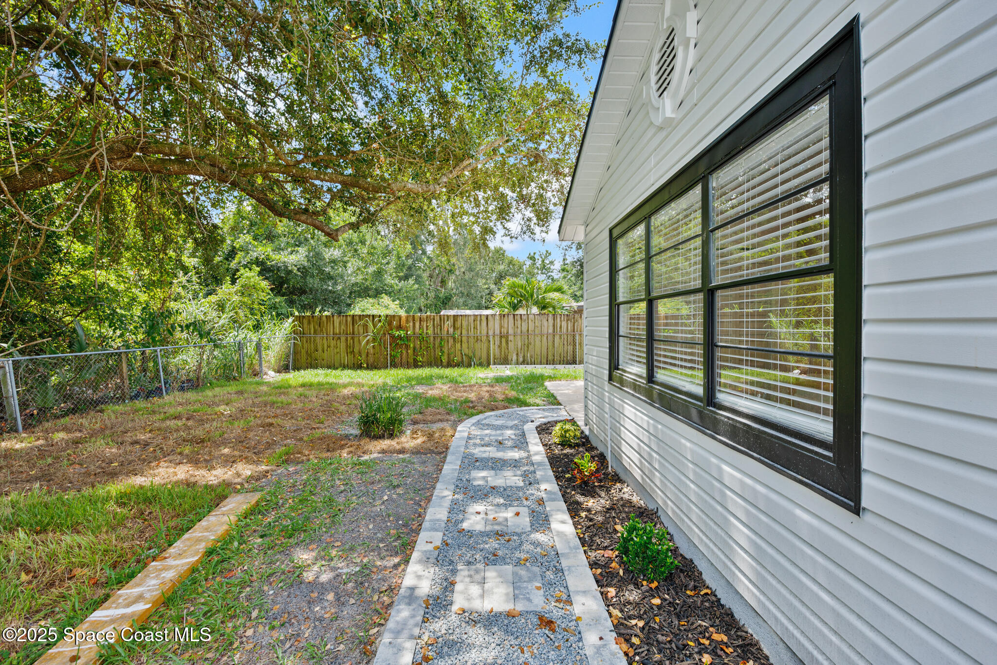 1665 Saratoga Drive