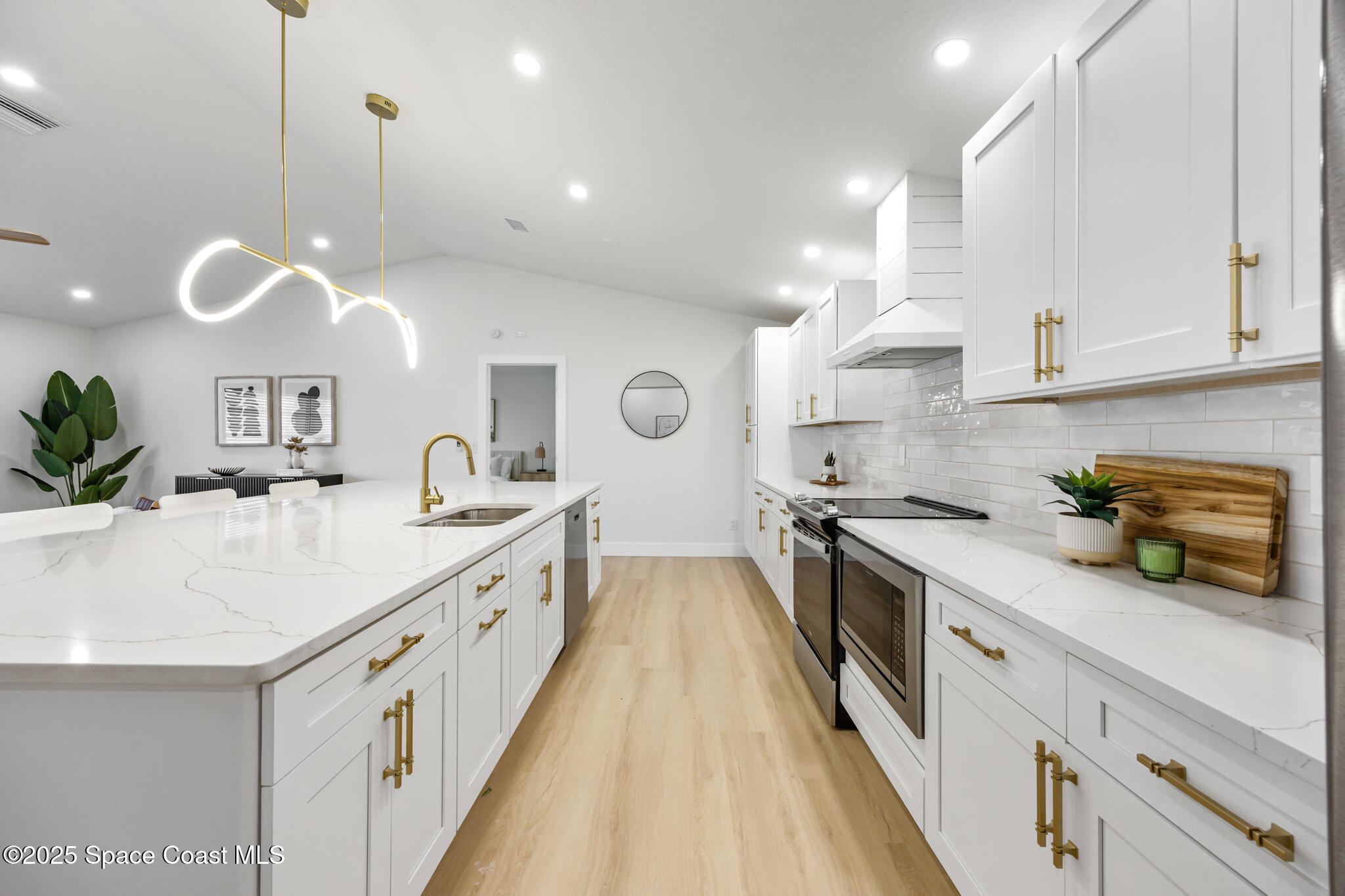 960 Canton Street NW