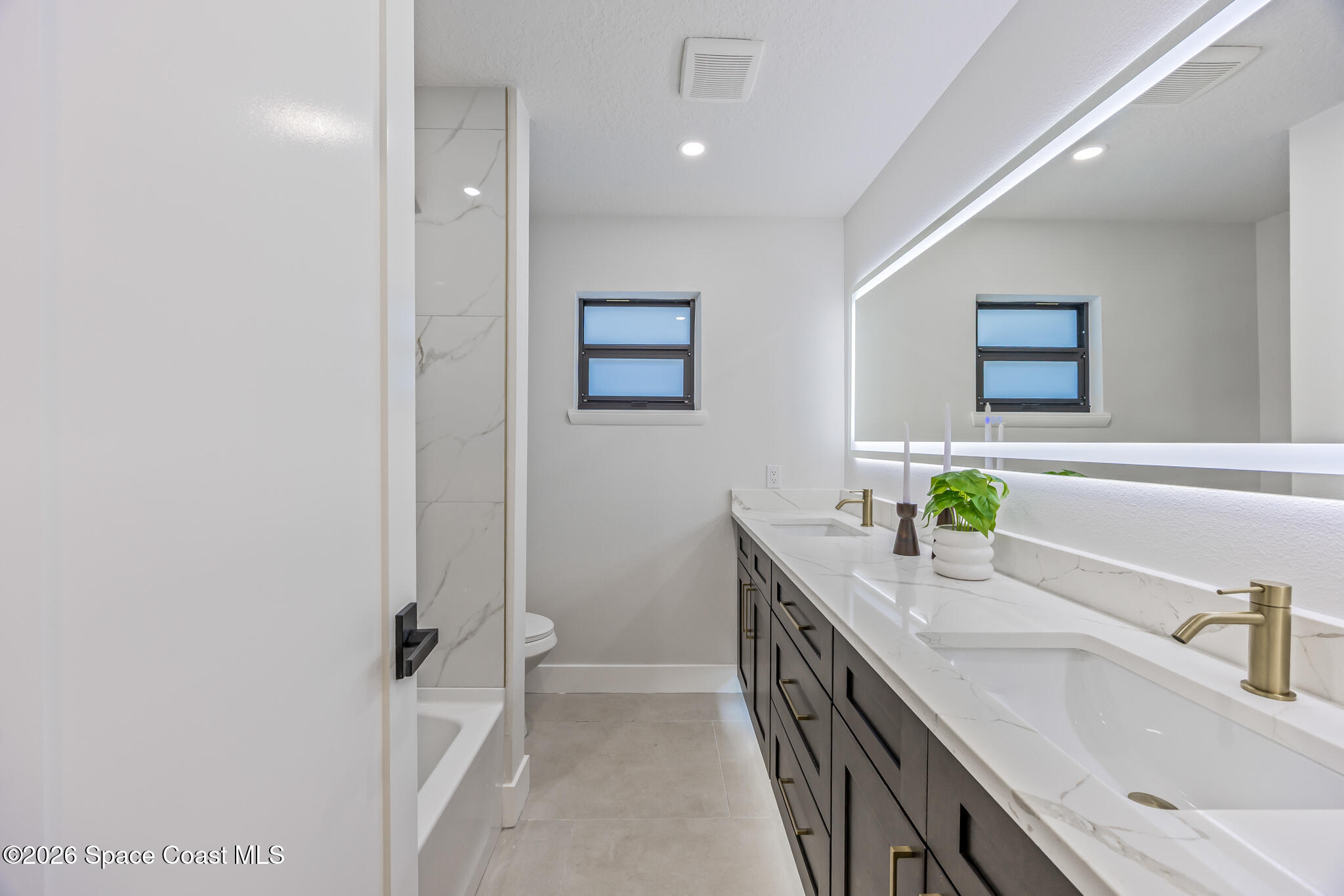 305 W Crisafulli Road