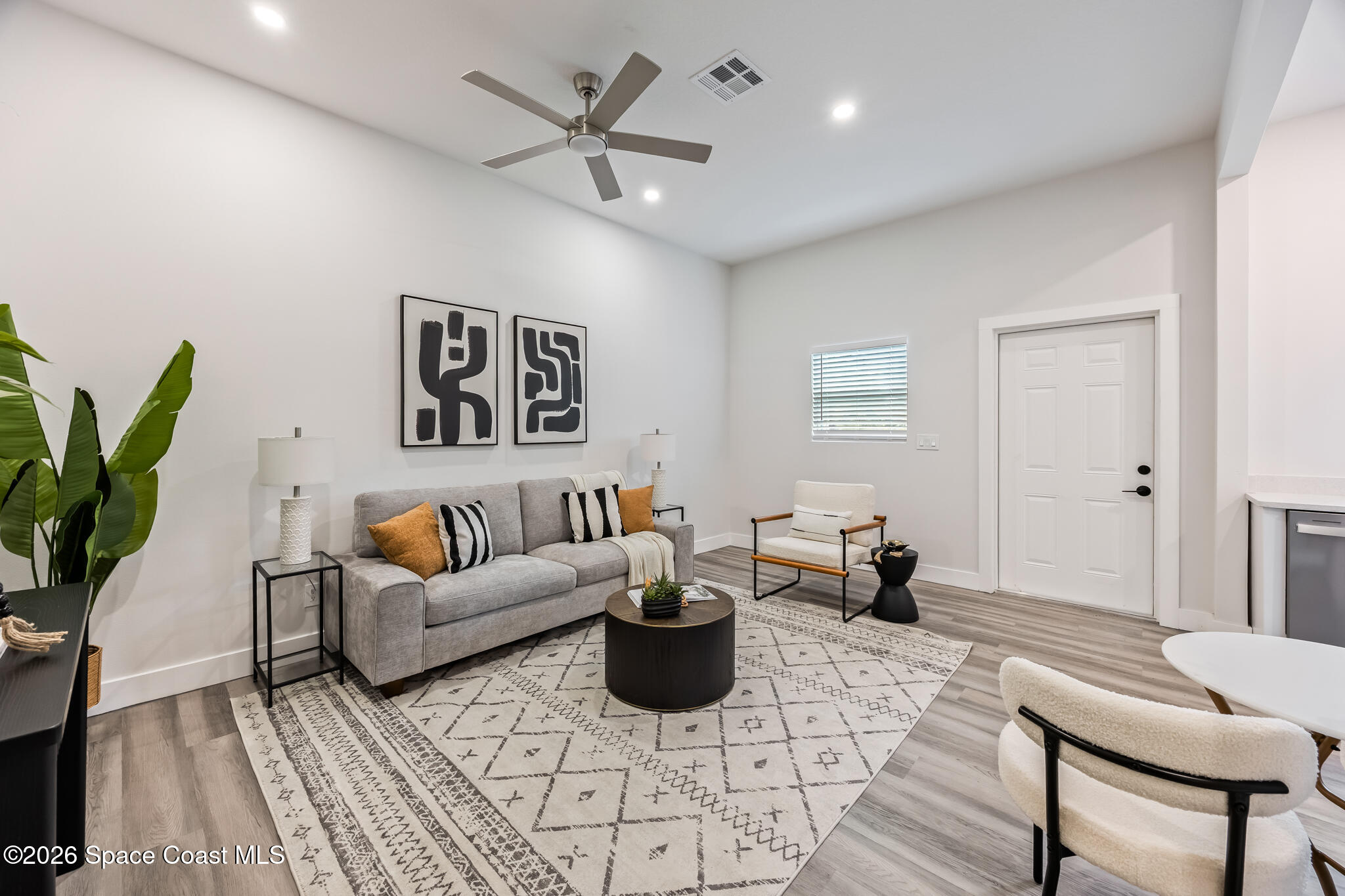305 W Crisafulli Road