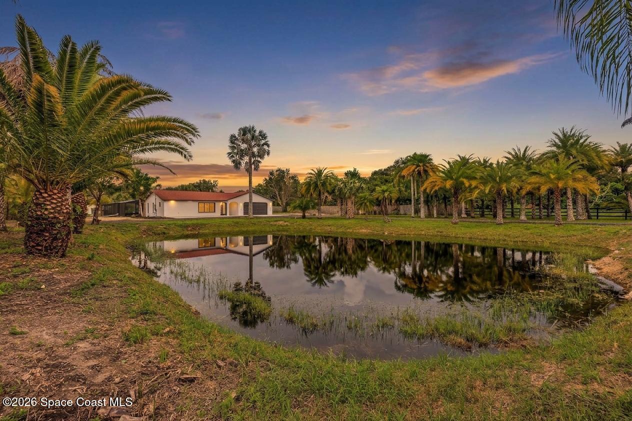 305 W Crisafulli Road