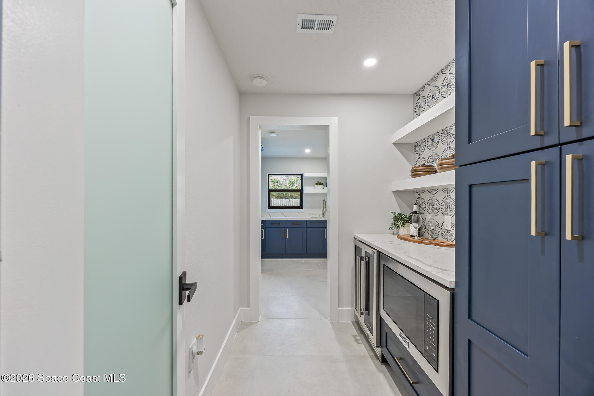 305 W Crisafulli Road