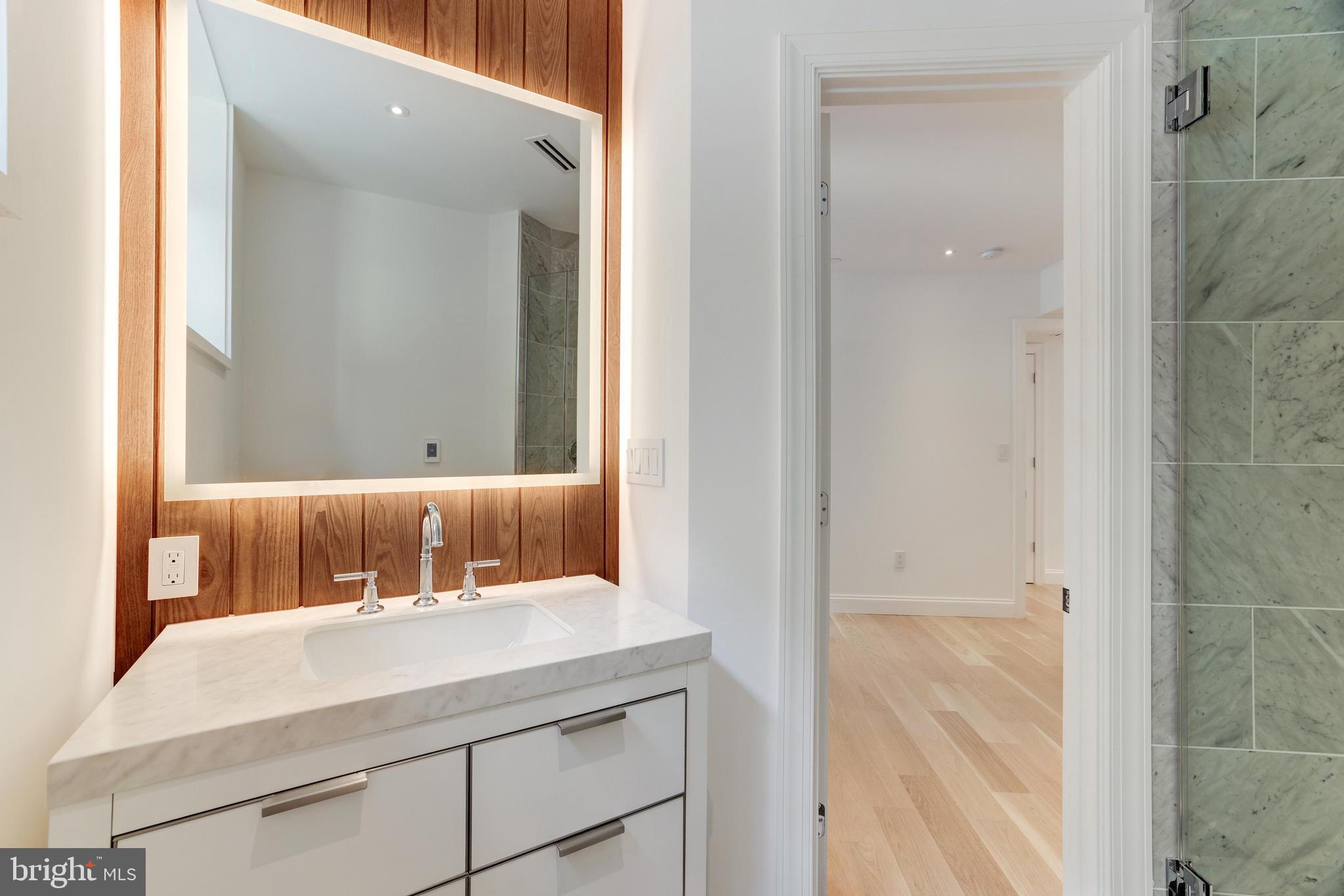 1262 NEW HAMPSHIRE AVENUE NW Unit: 102