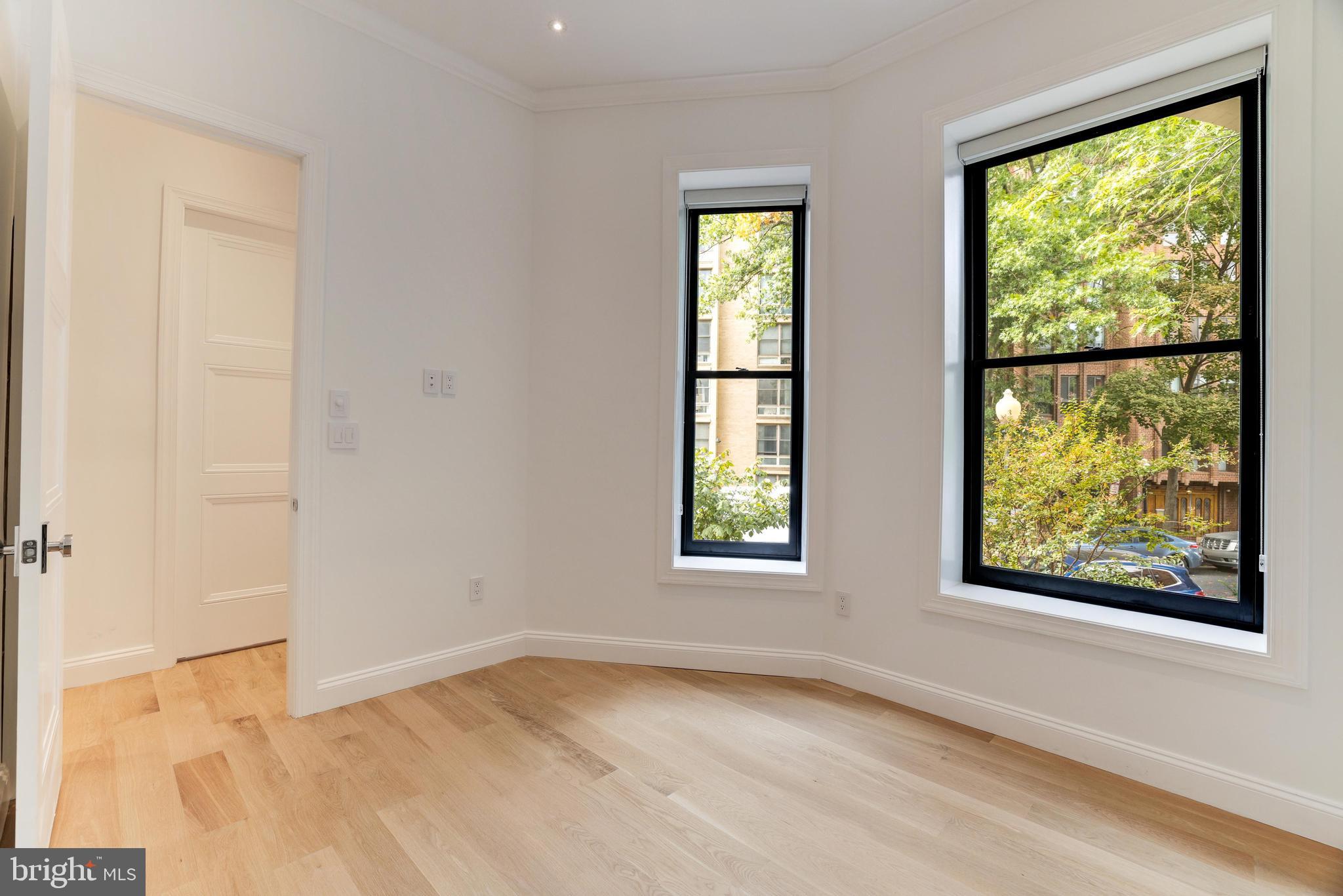 1262 NEW HAMPSHIRE AVENUE NW Unit: 201