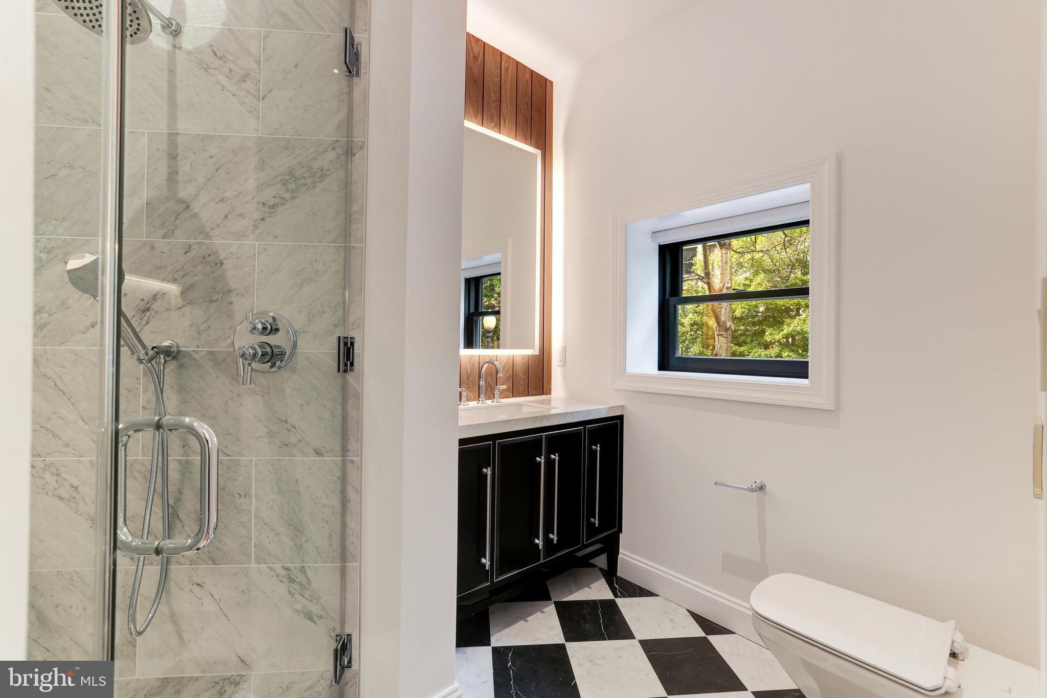 1262 NEW HAMPSHIRE AVENUE NW Unit: 201