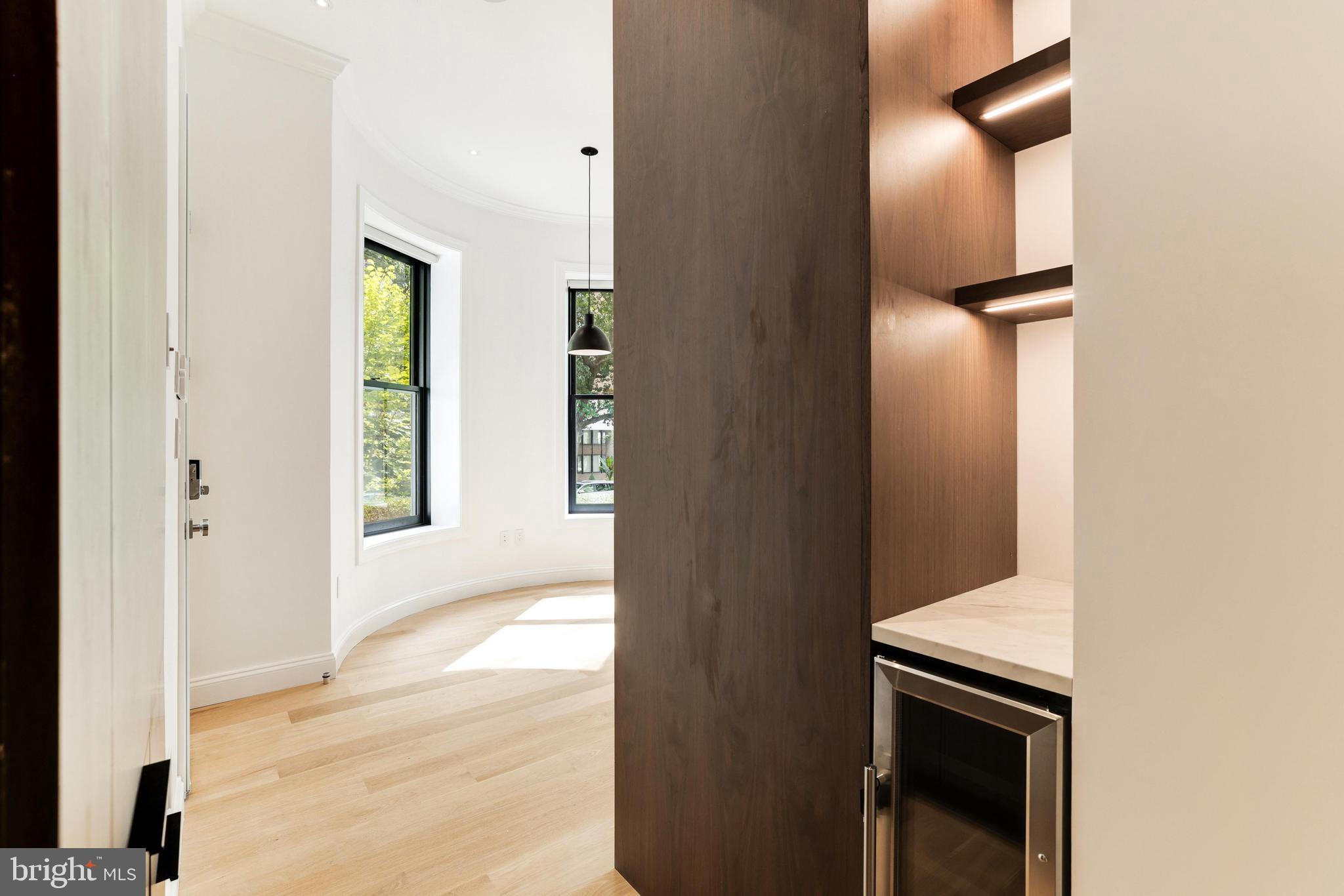 1262 NEW HAMPSHIRE AVENUE NW Unit: 201