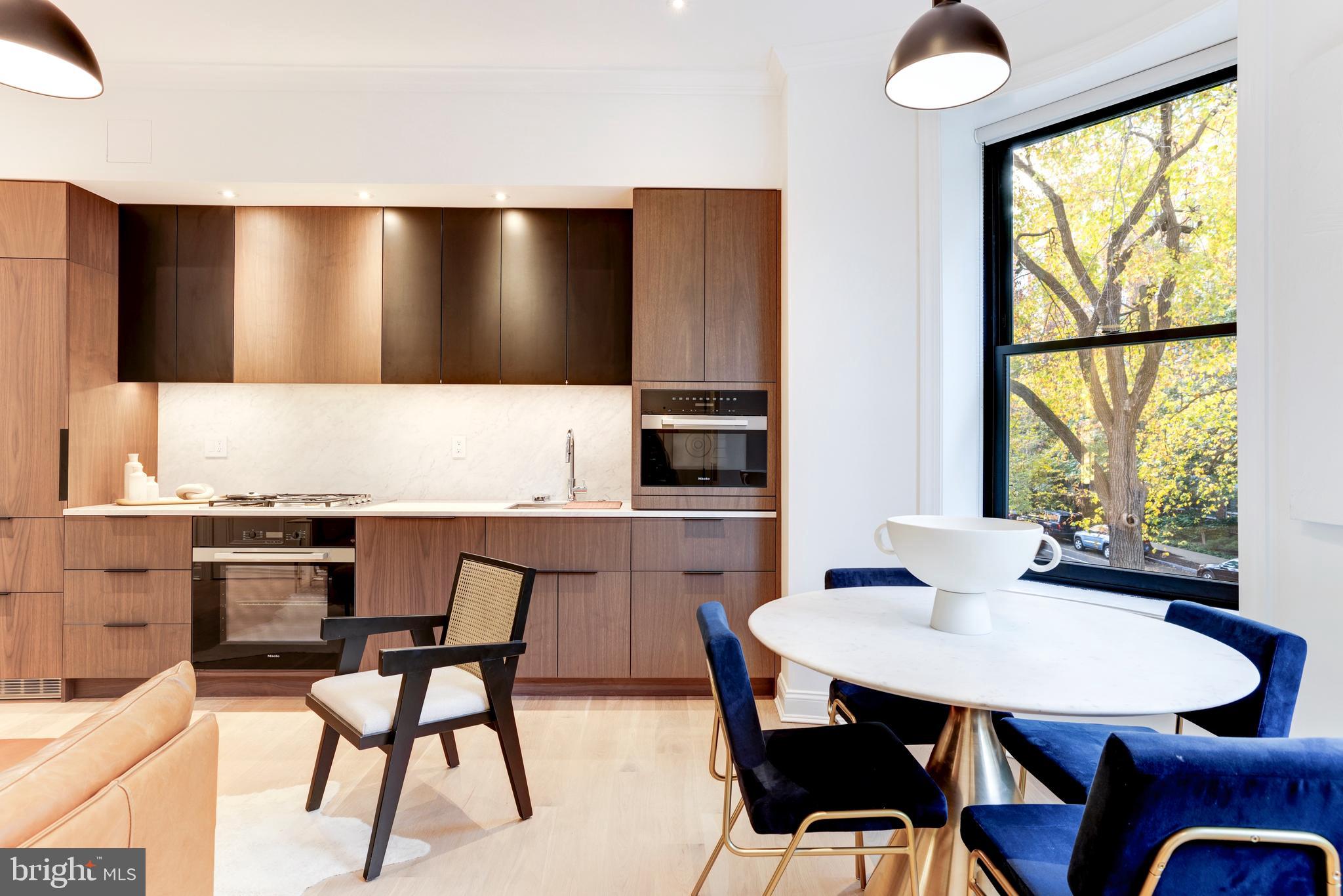 1262 New Hampshire AVENUE NW Unit: 4