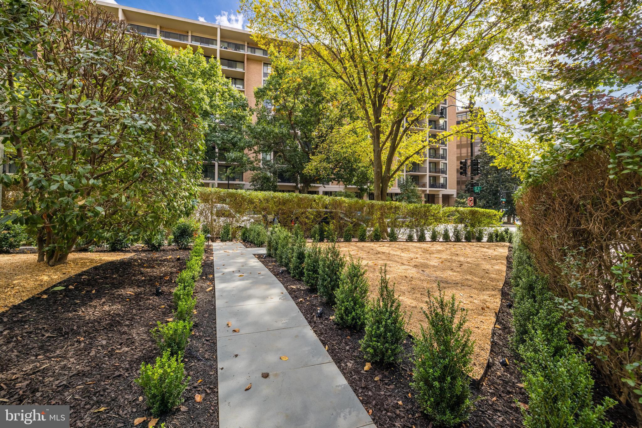 1262 New Hampshire AVENUE NW Unit: 4