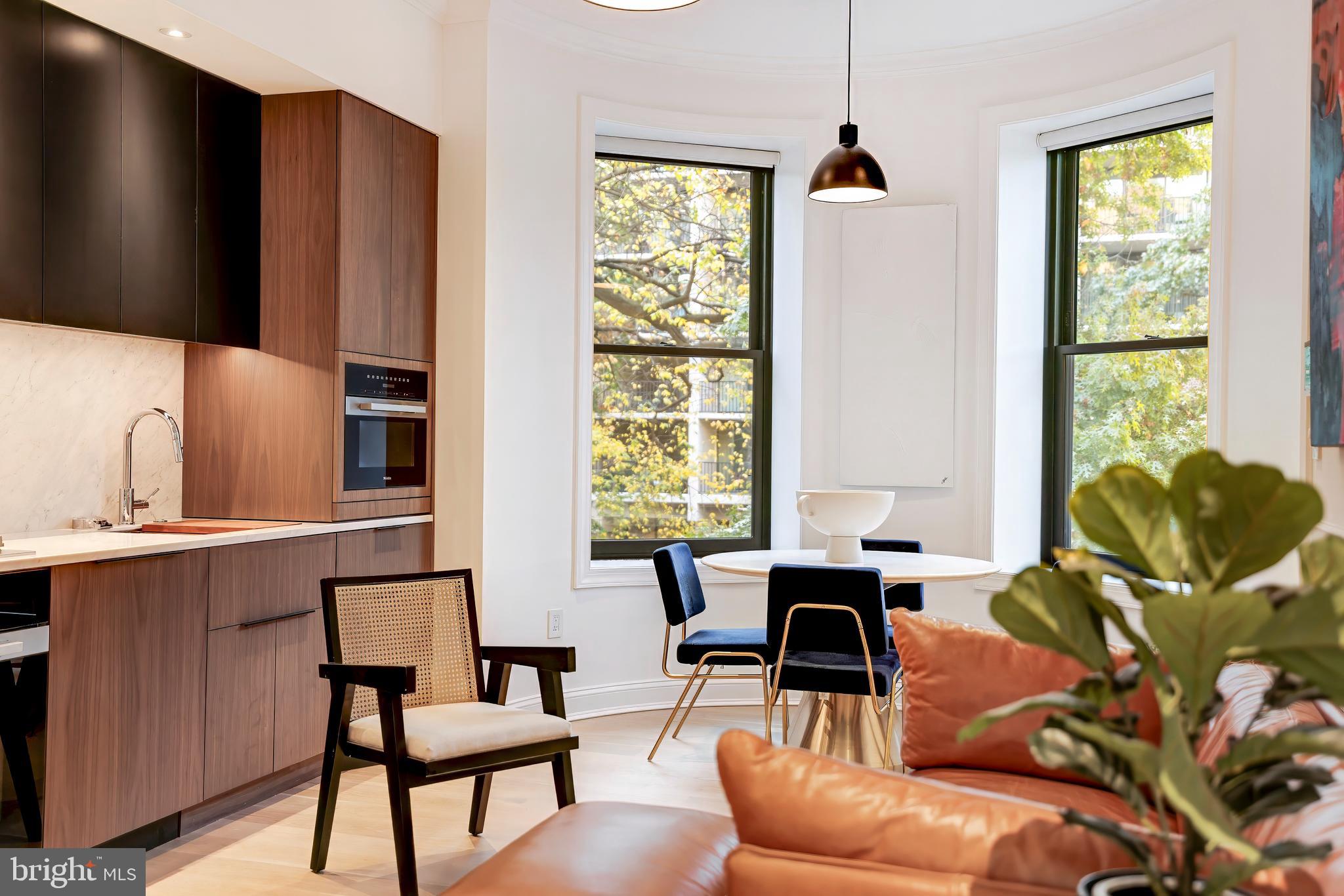 1262 New Hampshire AVENUE NW Unit: 4