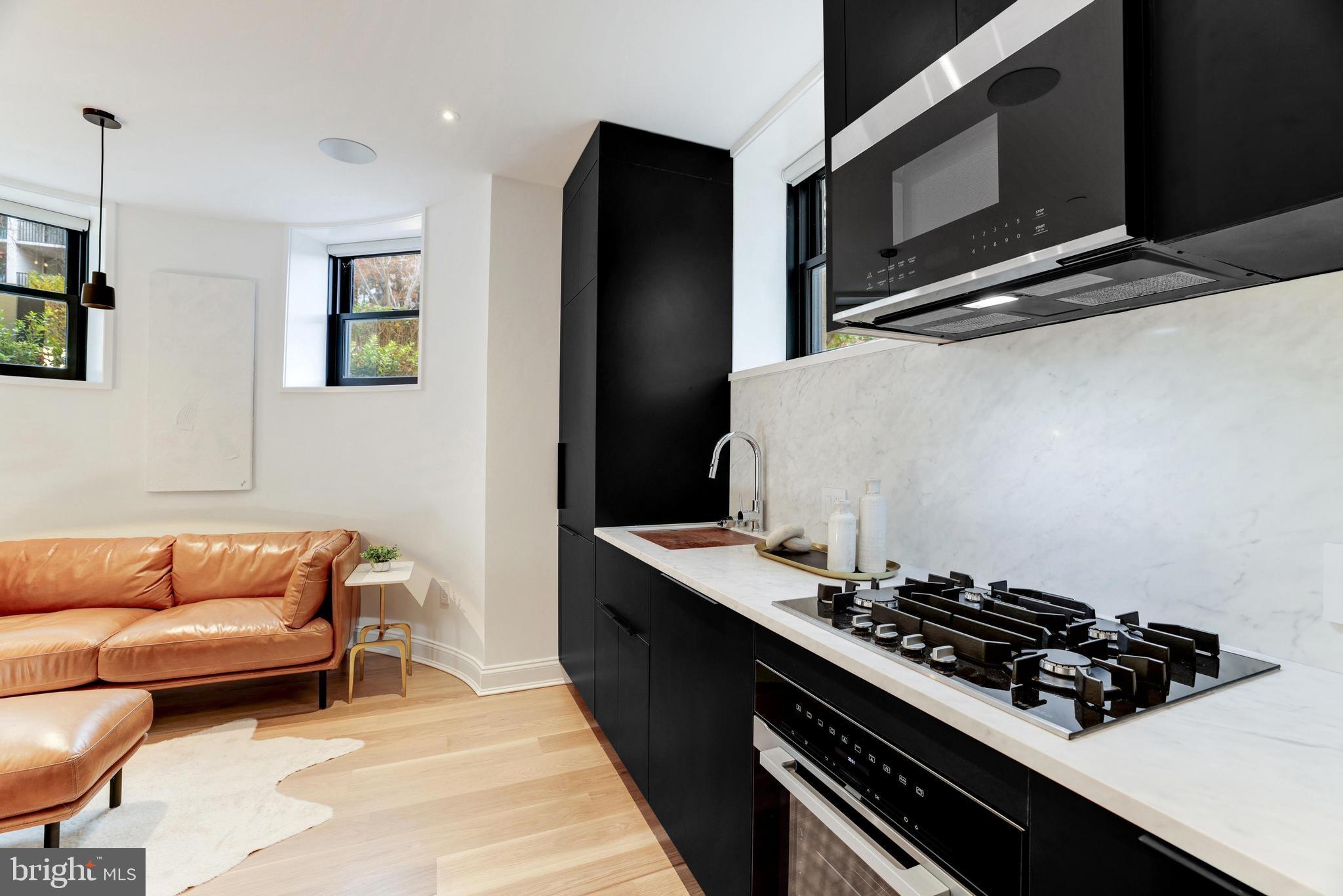 1262 New Hampshire AVENUE NW Unit: 1