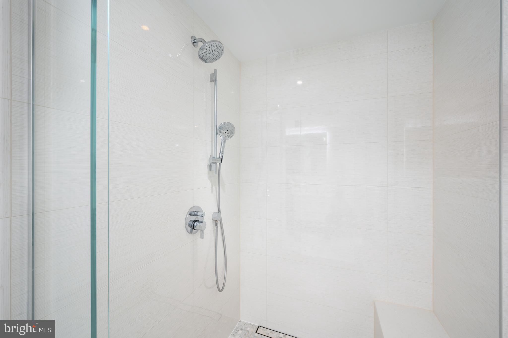 2501 M St NW Unit: 202