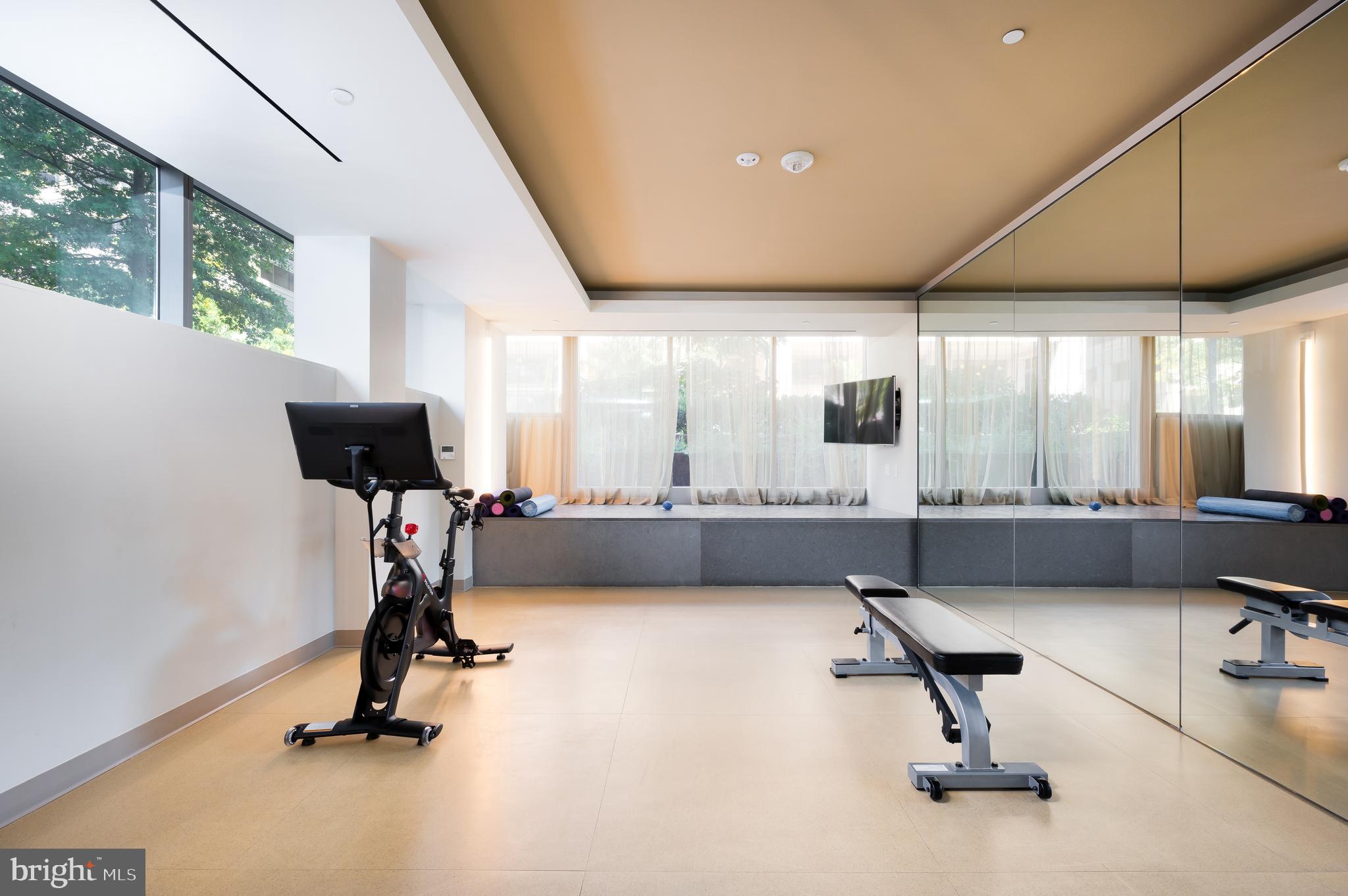 2501 M St NW Unit: 202