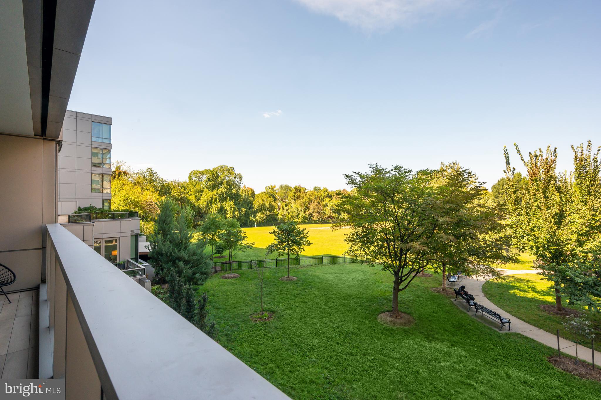 2501 M St NW Unit: 202