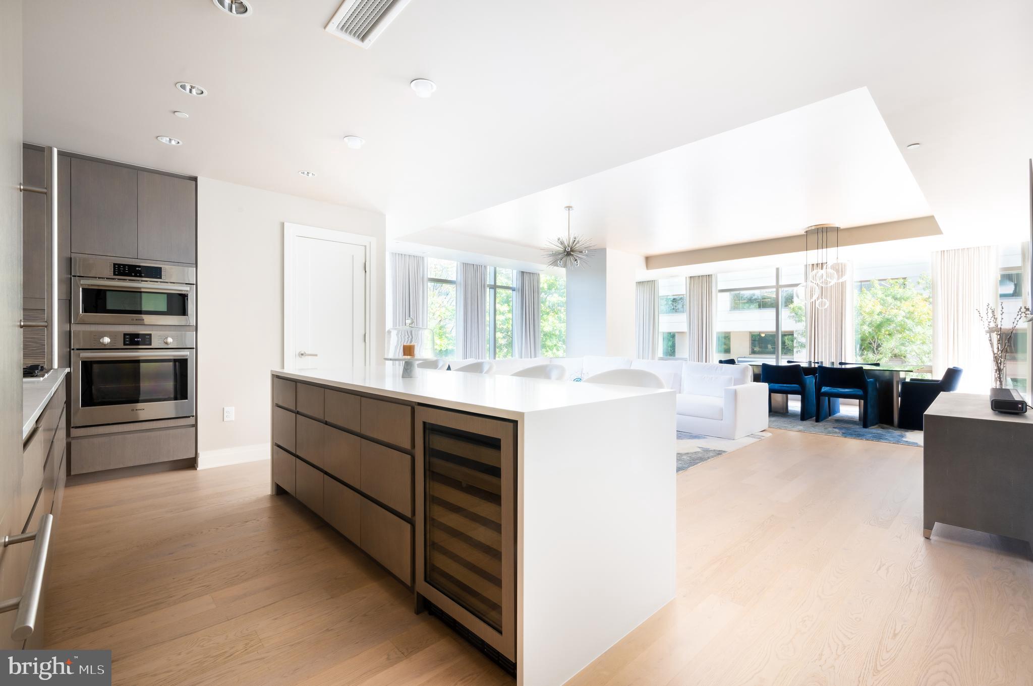 2501 M St NW Unit: 202