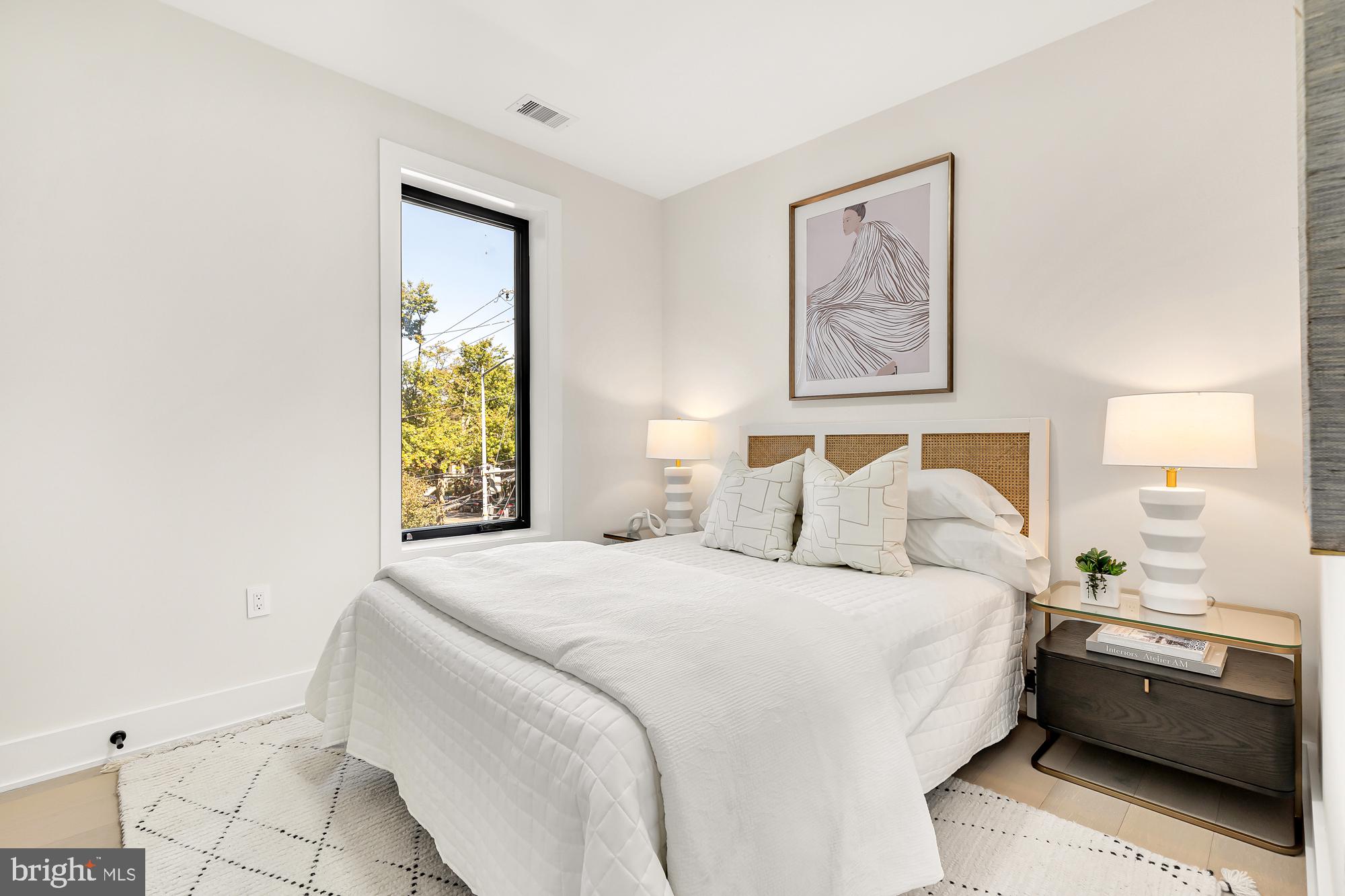3934 14th STREET NW Unit: 202