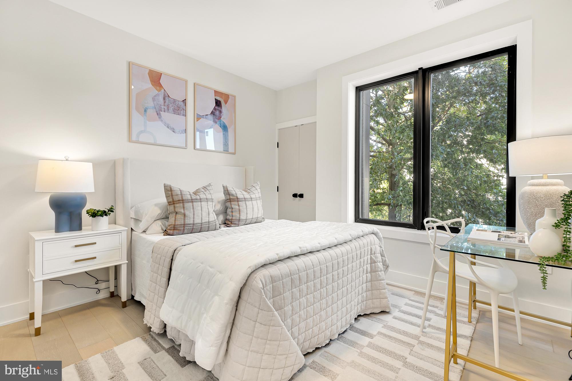 3934 14th STREET NW Unit: 202