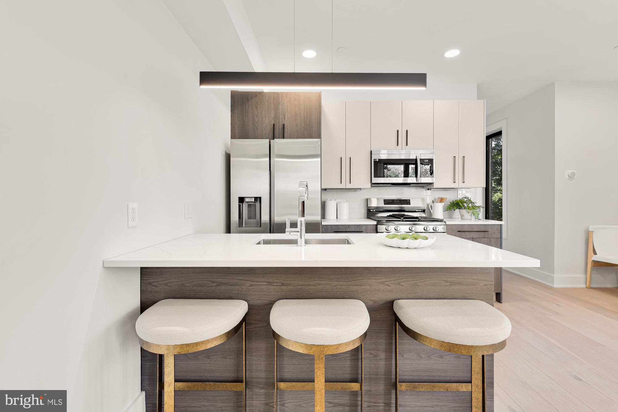 3934 14th STREET NW Unit: 303