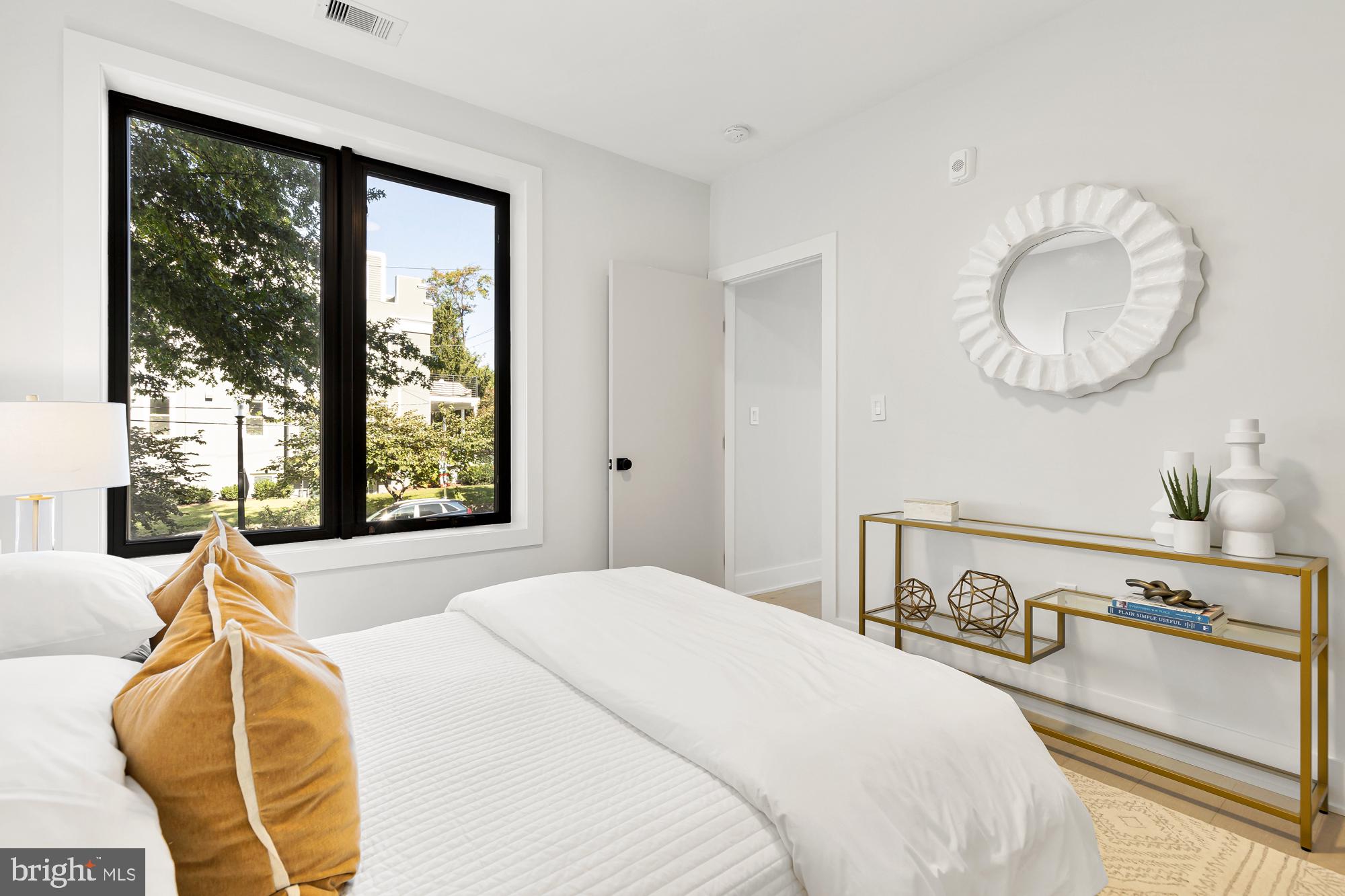 3934 14th STREET NW Unit: 303