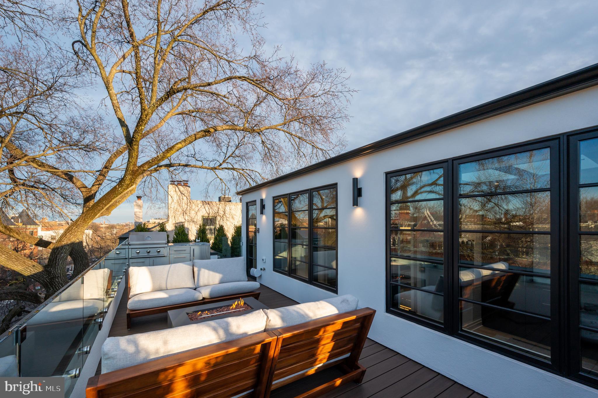 1204 Q Street NW Unit: PENT HOUSE