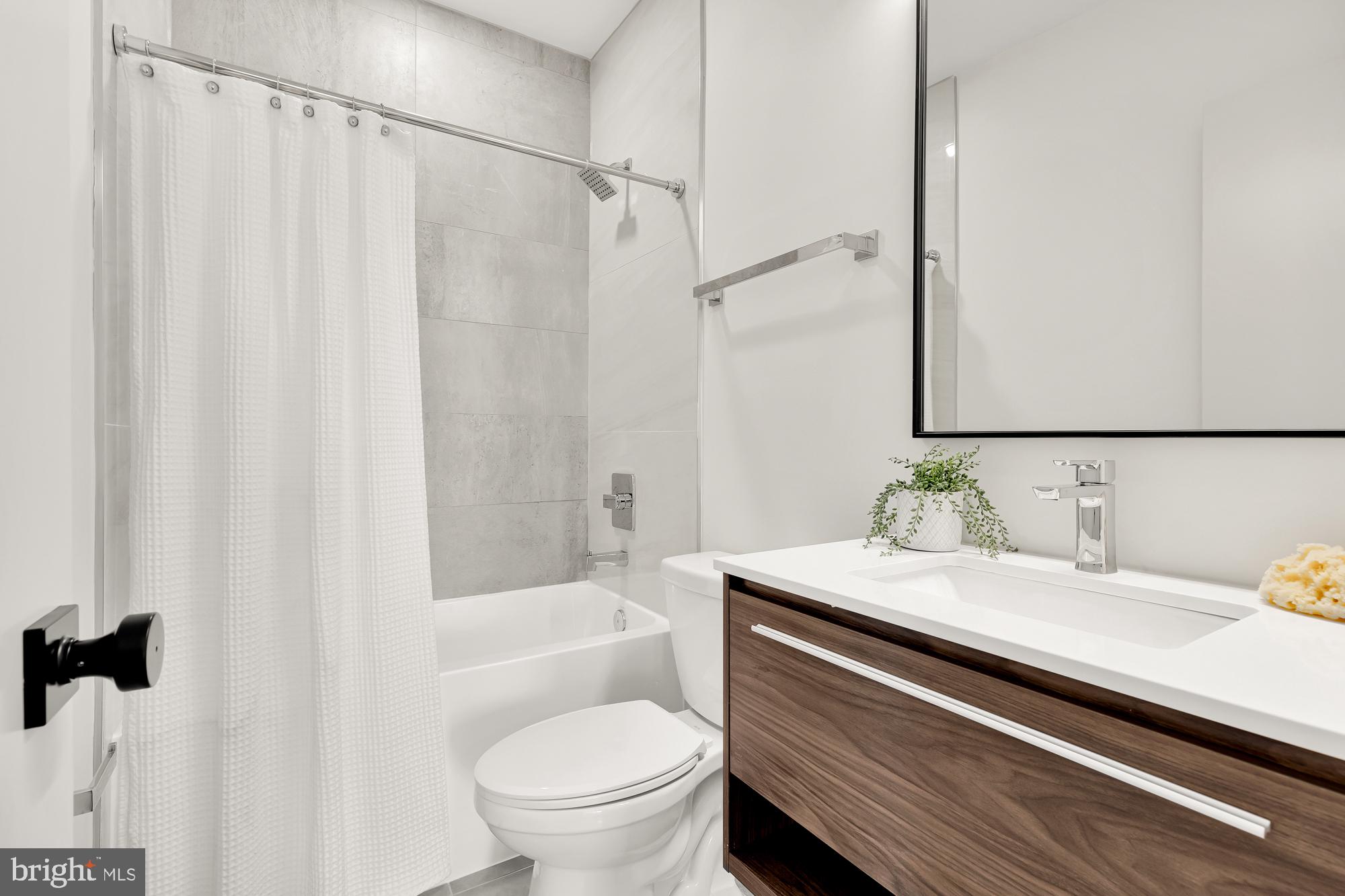 3934 14th Street NW Unit: 404