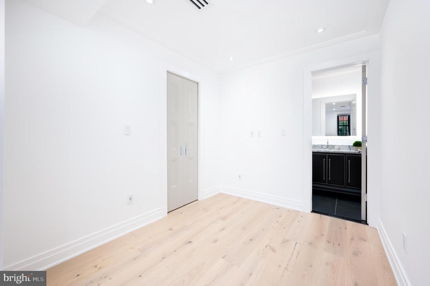 1204 Q ST NW #2