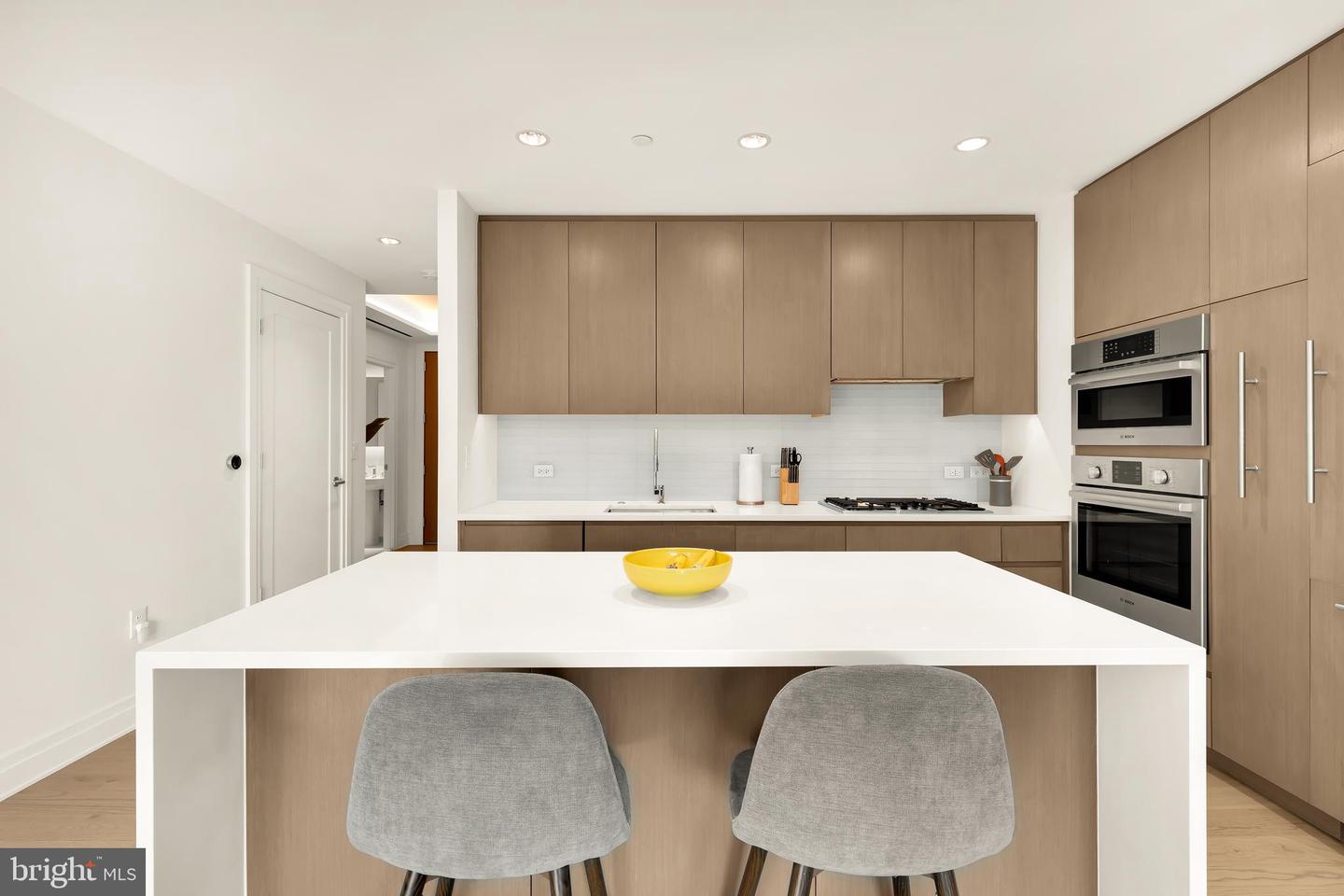 2501 M St NW #406