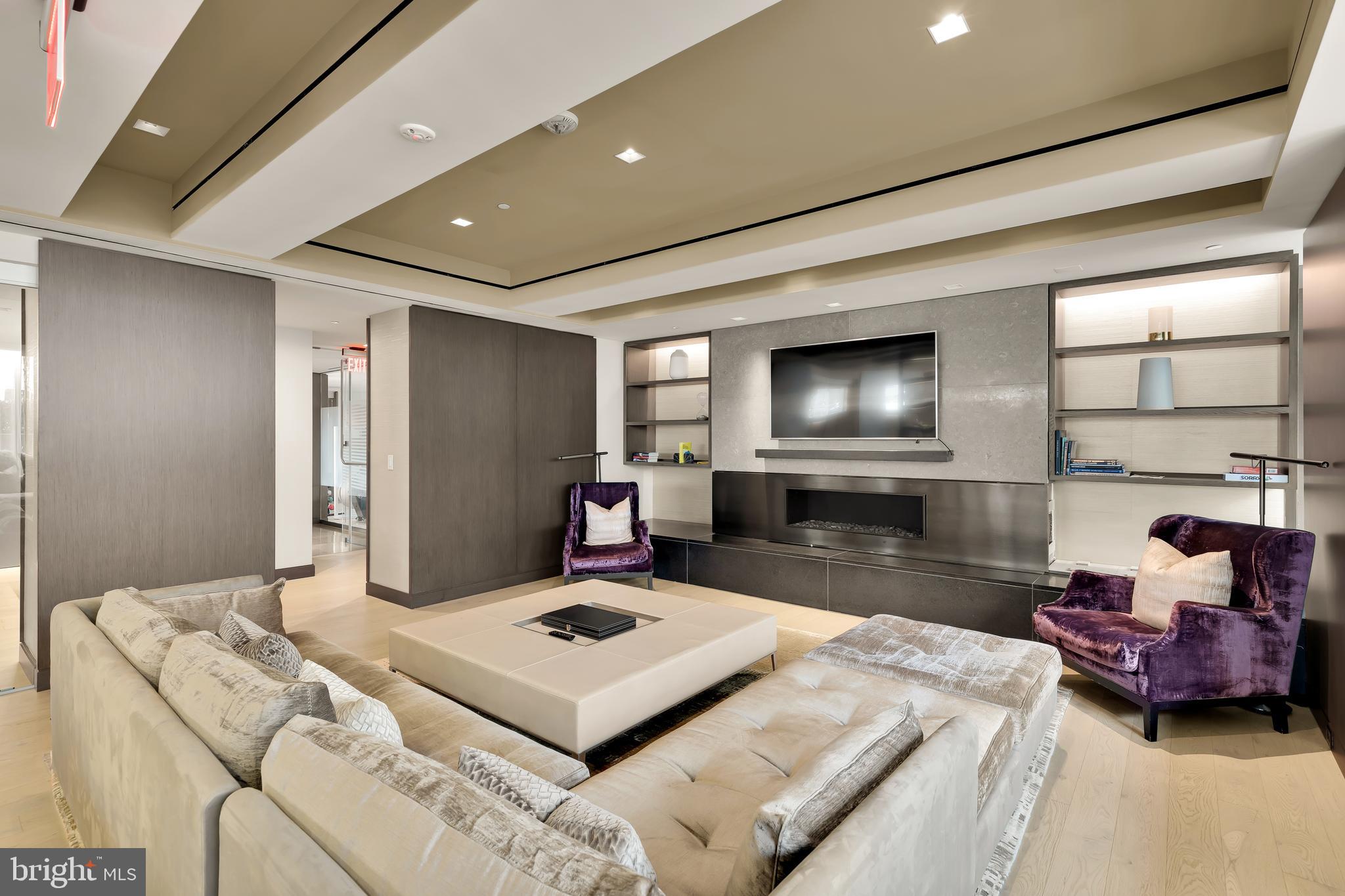 2501 M St NW #406