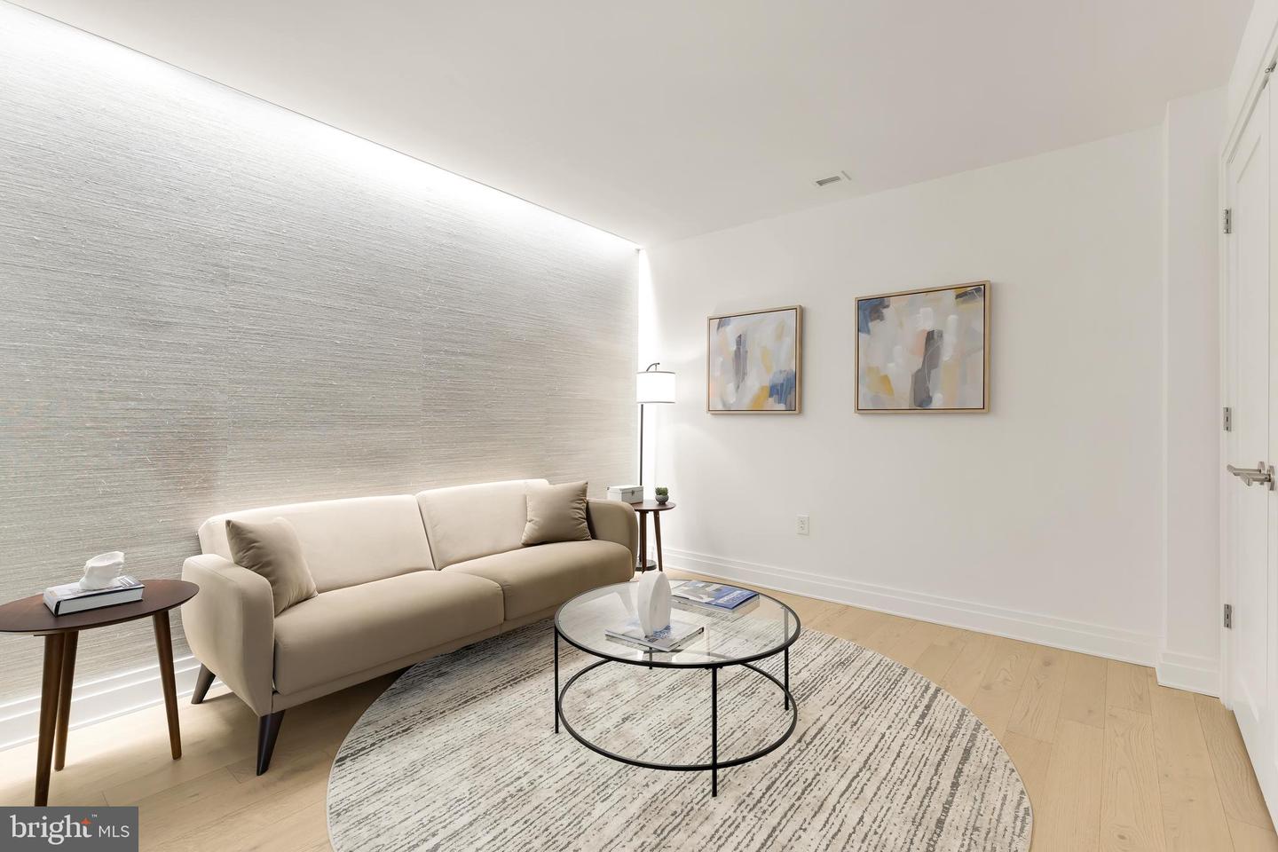 2501 M St NW #406