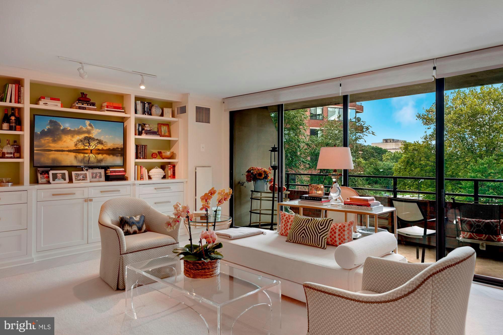 2555 Pennsylvania Ave NW #411