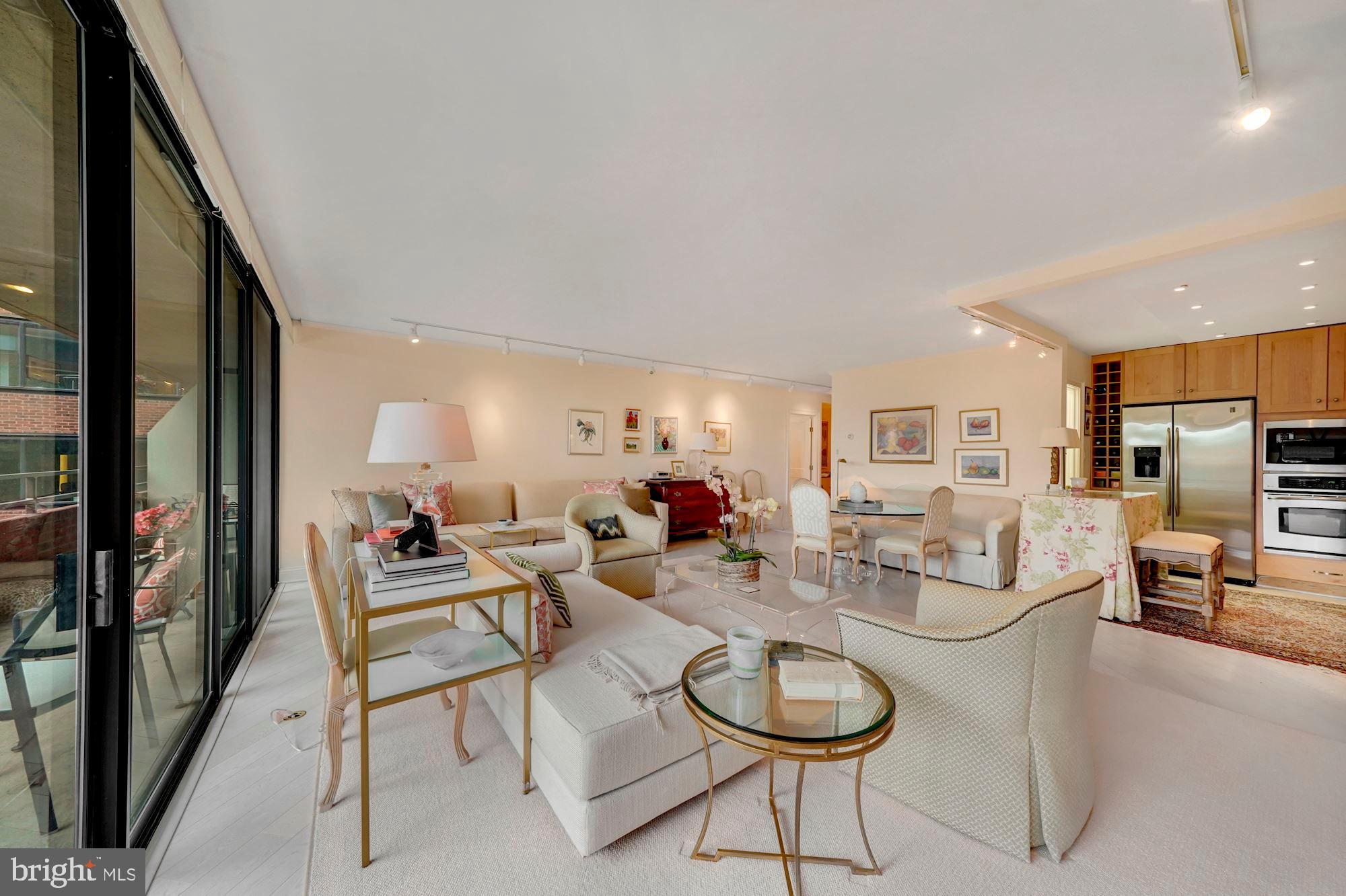 2555 Pennsylvania Ave NW #411
