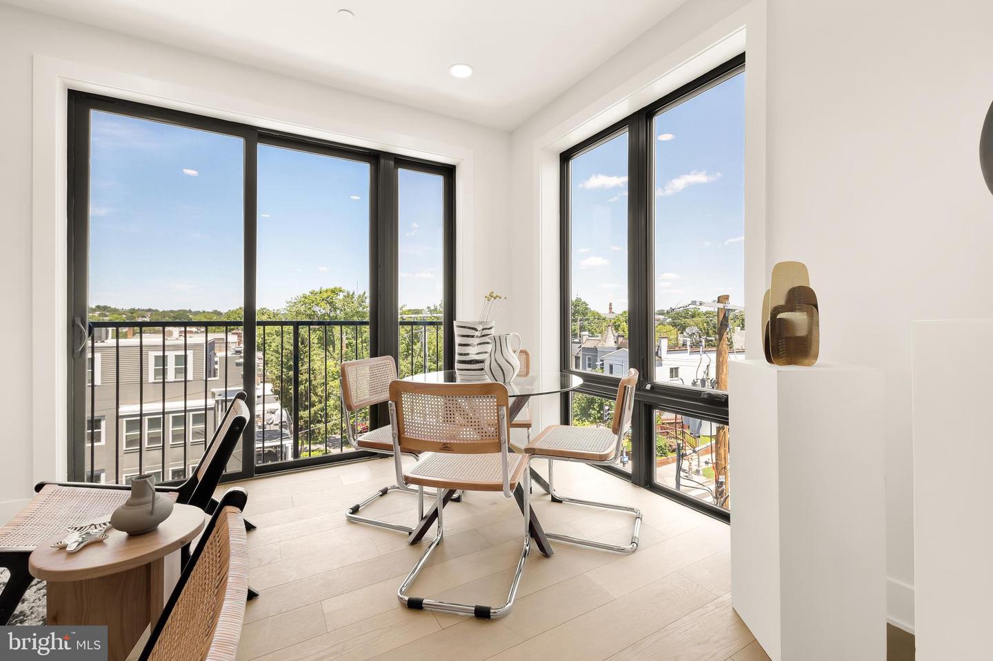 3934 14th St NW #403