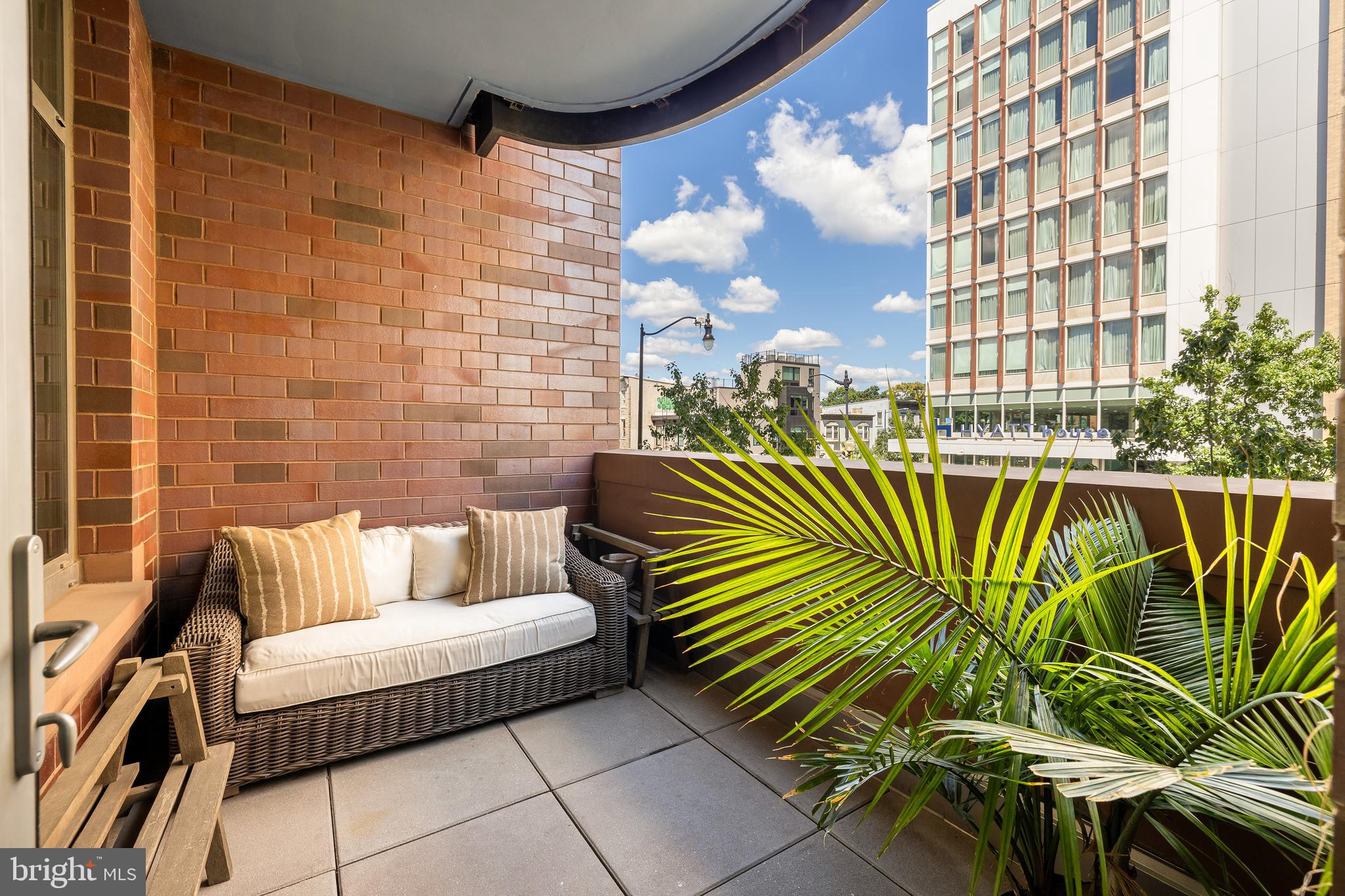 810 O STREET NW 201