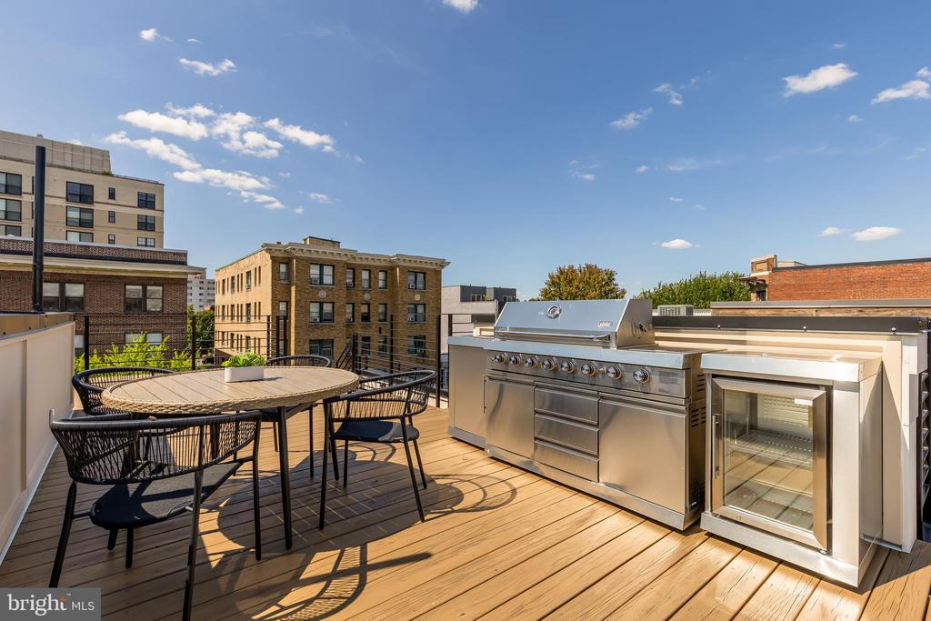 1205 10TH STREET NW A