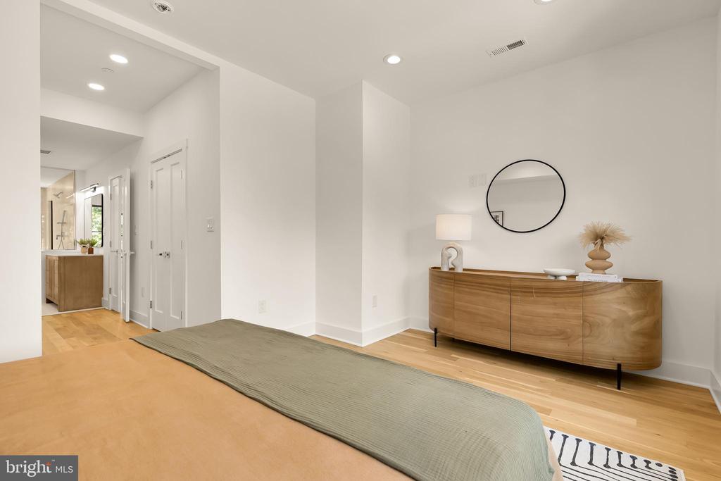 1205 10TH STREET NW A