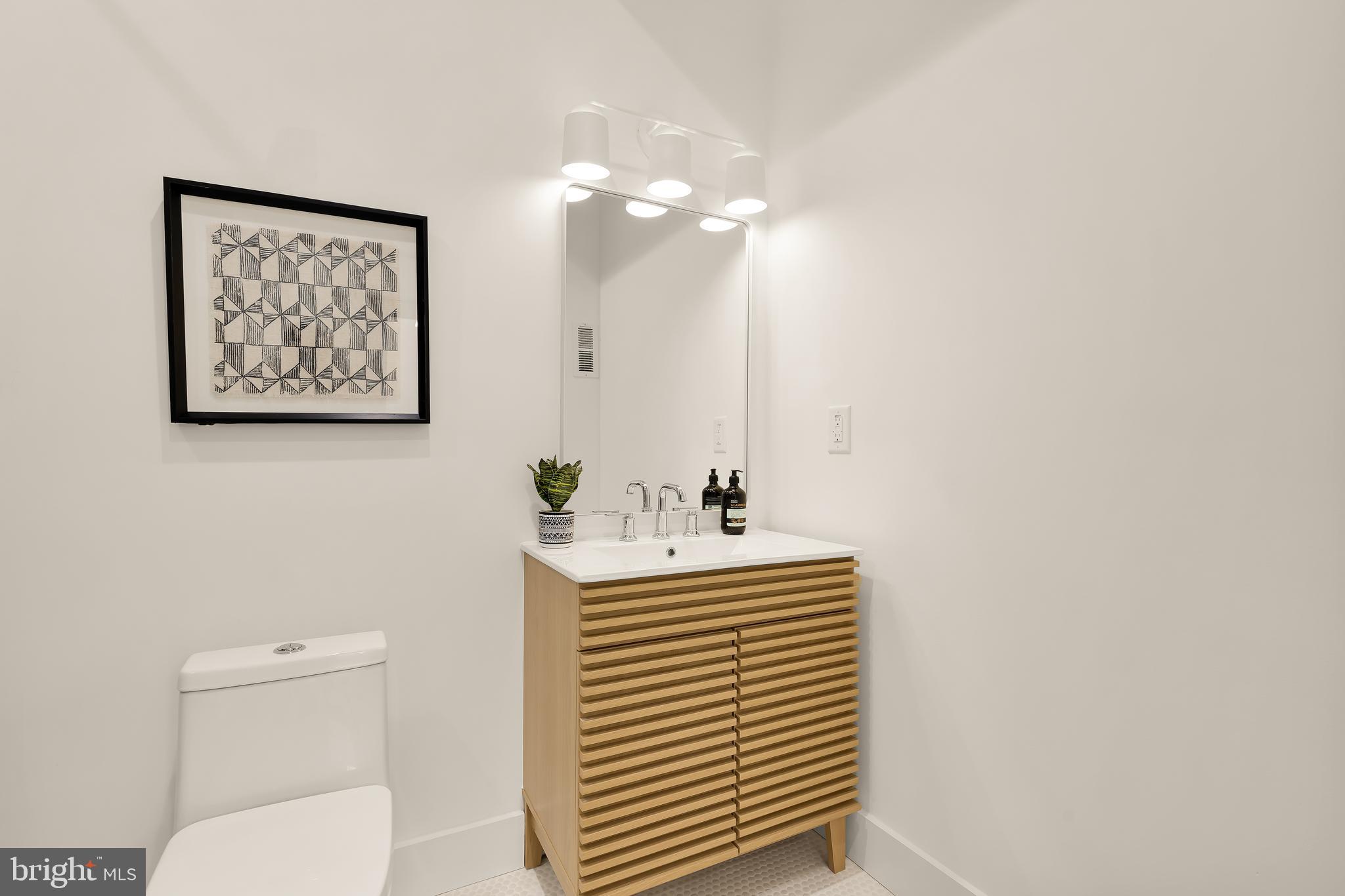 1205 10TH STREET NW A