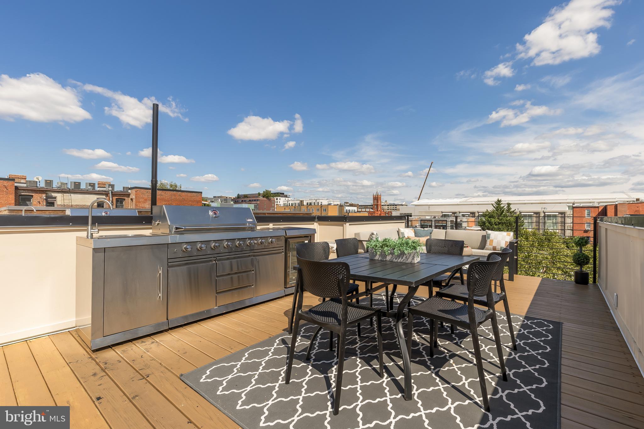 1205 10TH STREET NW B