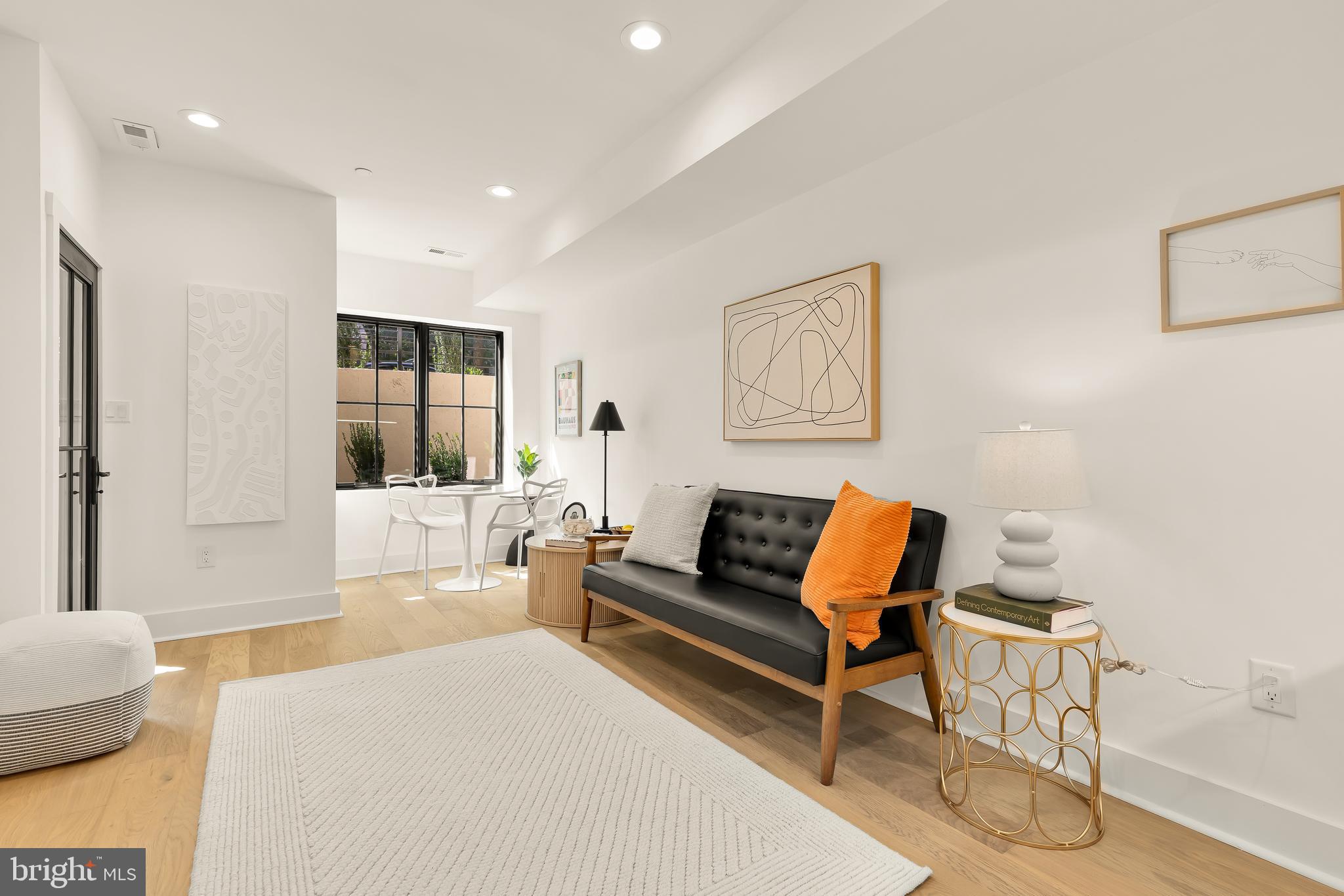 1205 10TH STREET NW B