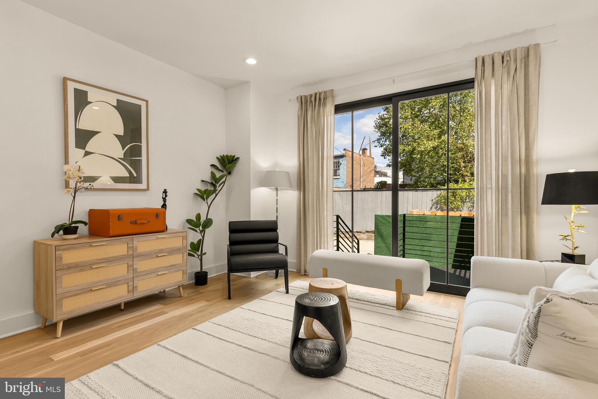 1205 10TH STREET NW B