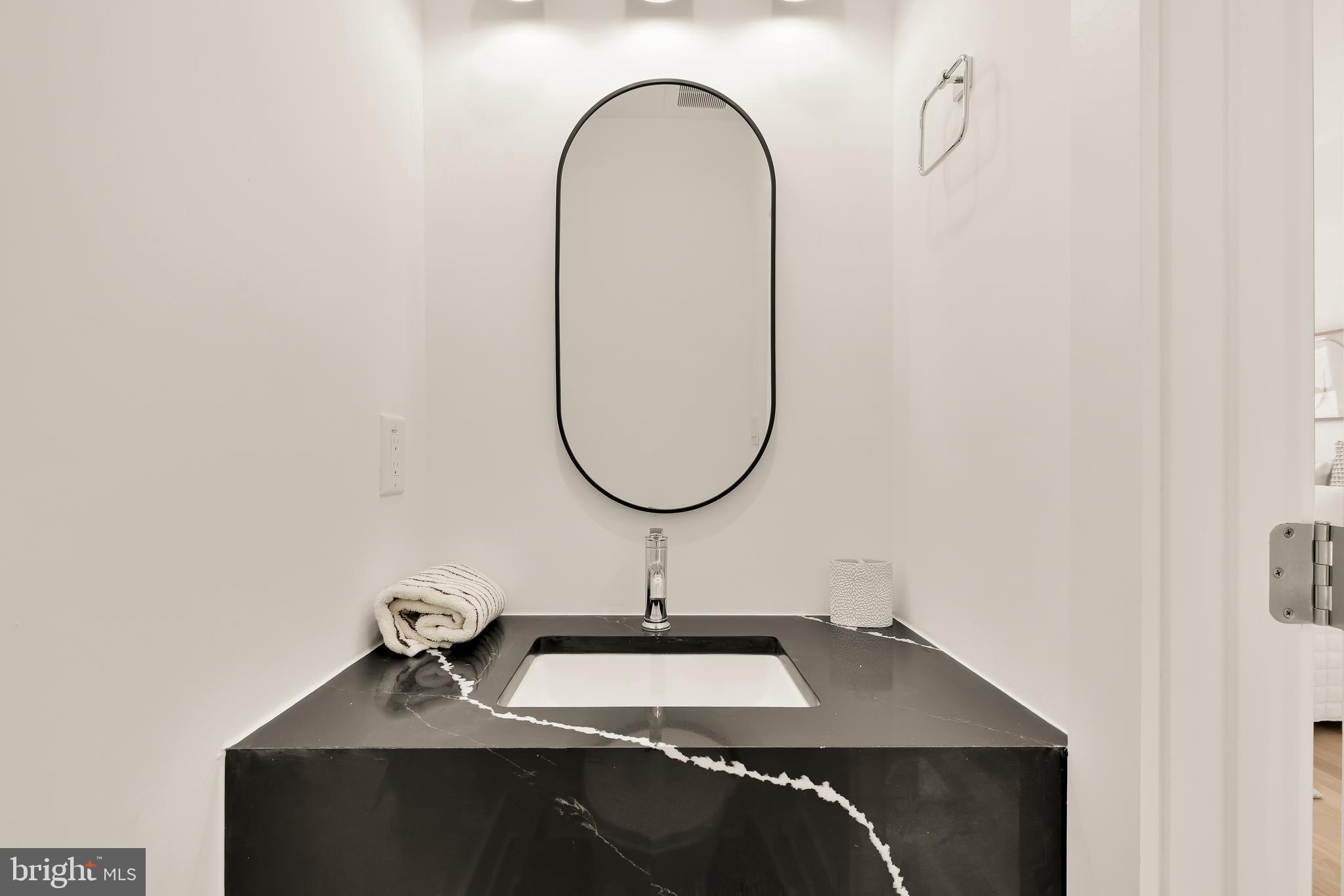 1205 10TH STREET NW B