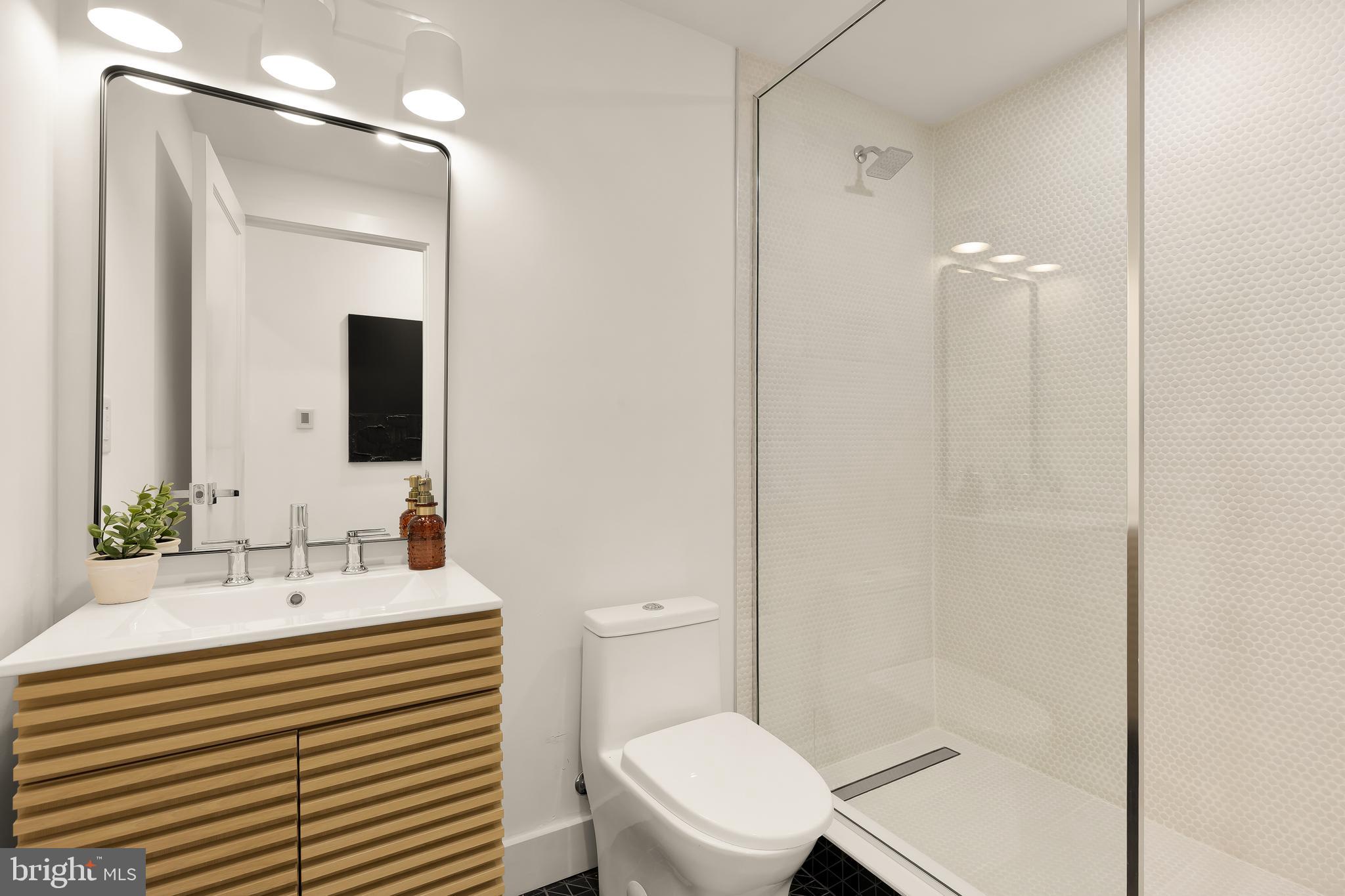 1205 10TH STREET NW A