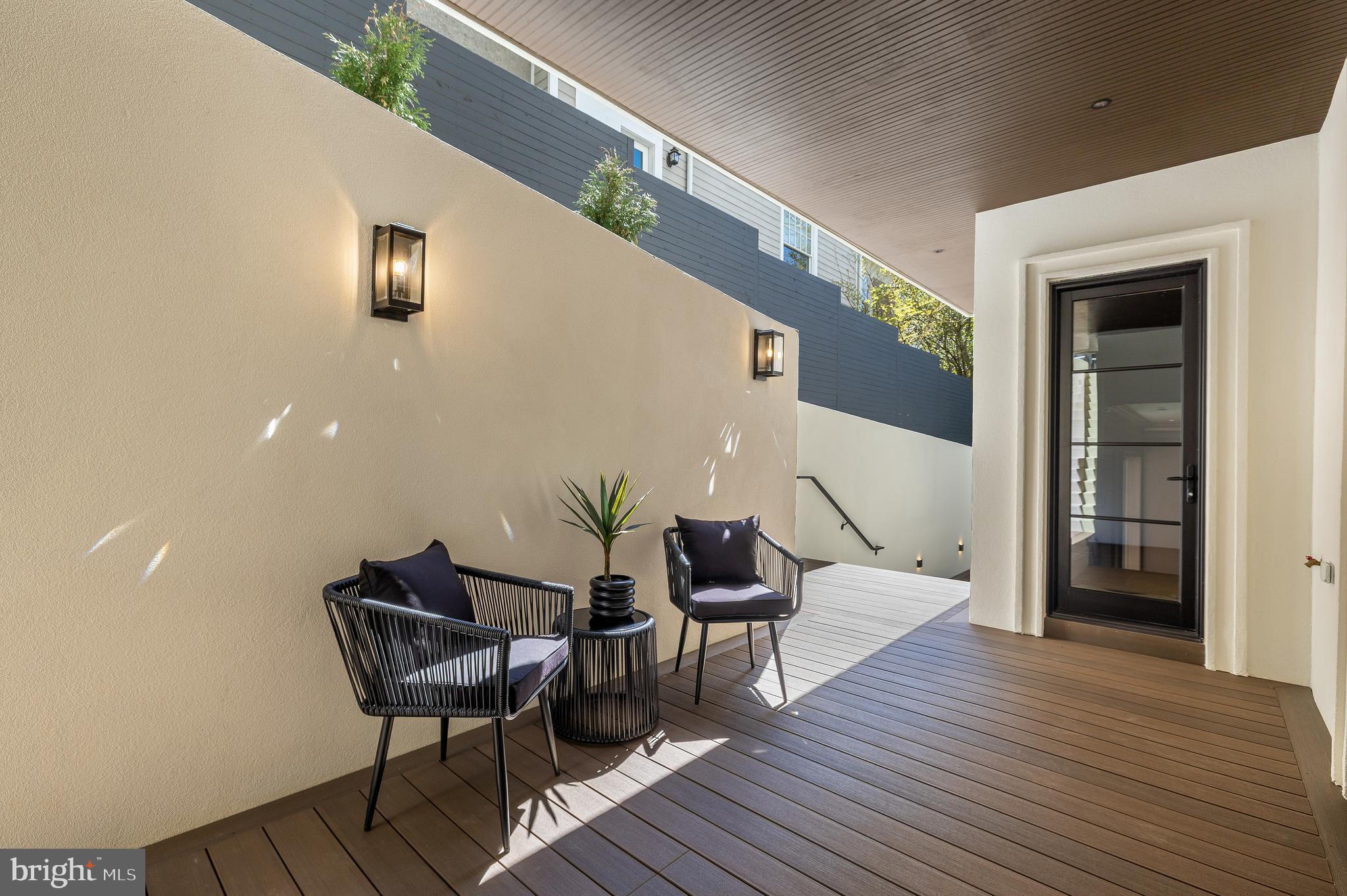 5122 CATHEDRAL AVENUE NW