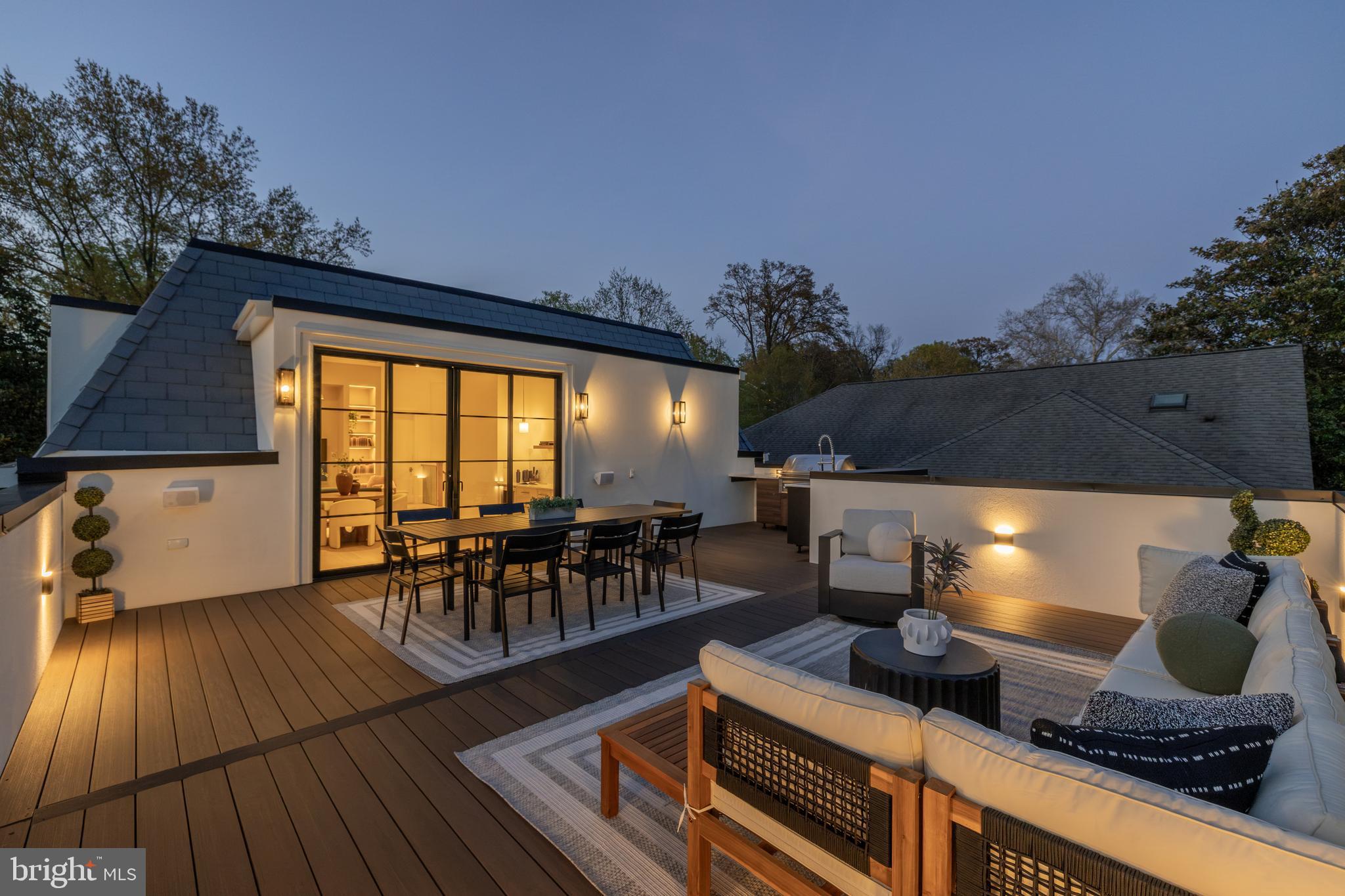 5122 CATHEDRAL AVENUE NW